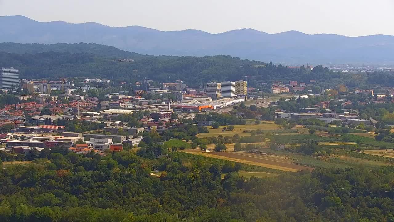 Borderless webcam of Nova Gorica and Gorizia