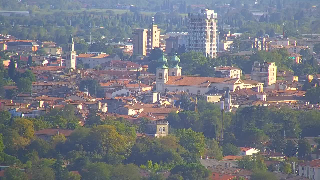 Borderless webcam of Nova Gorica and Gorizia