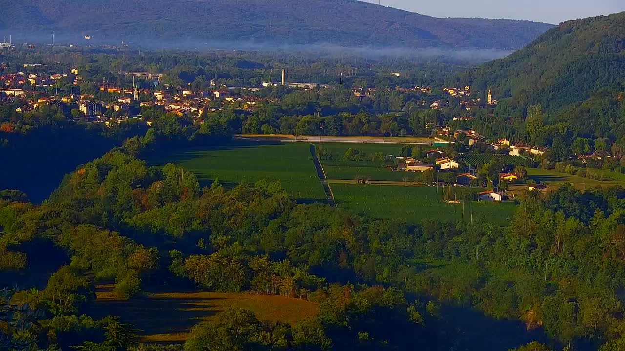 Brezmejna spletna kamera Nova Gorica in Gorica!