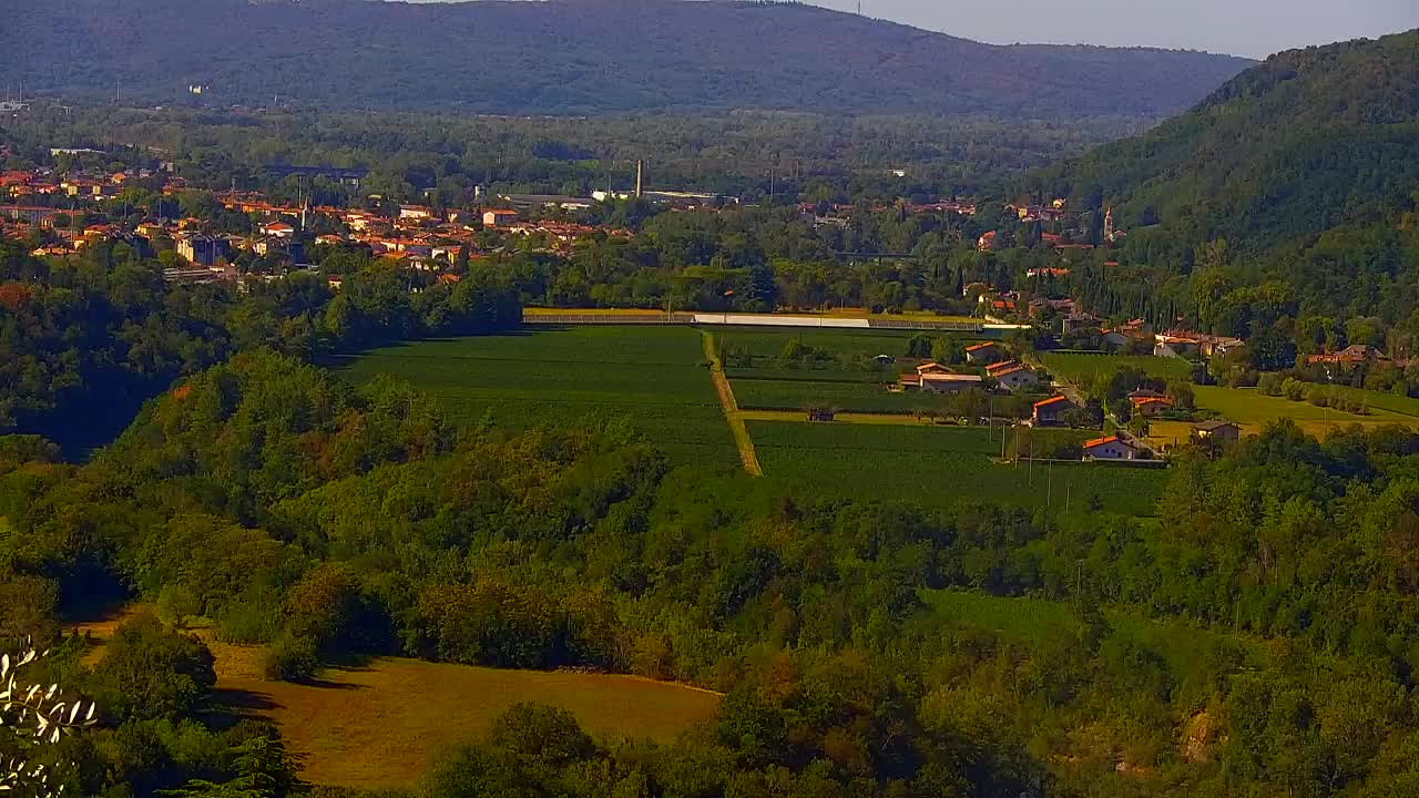 Brezmejna spletna kamera Nova Gorica in Gorica!