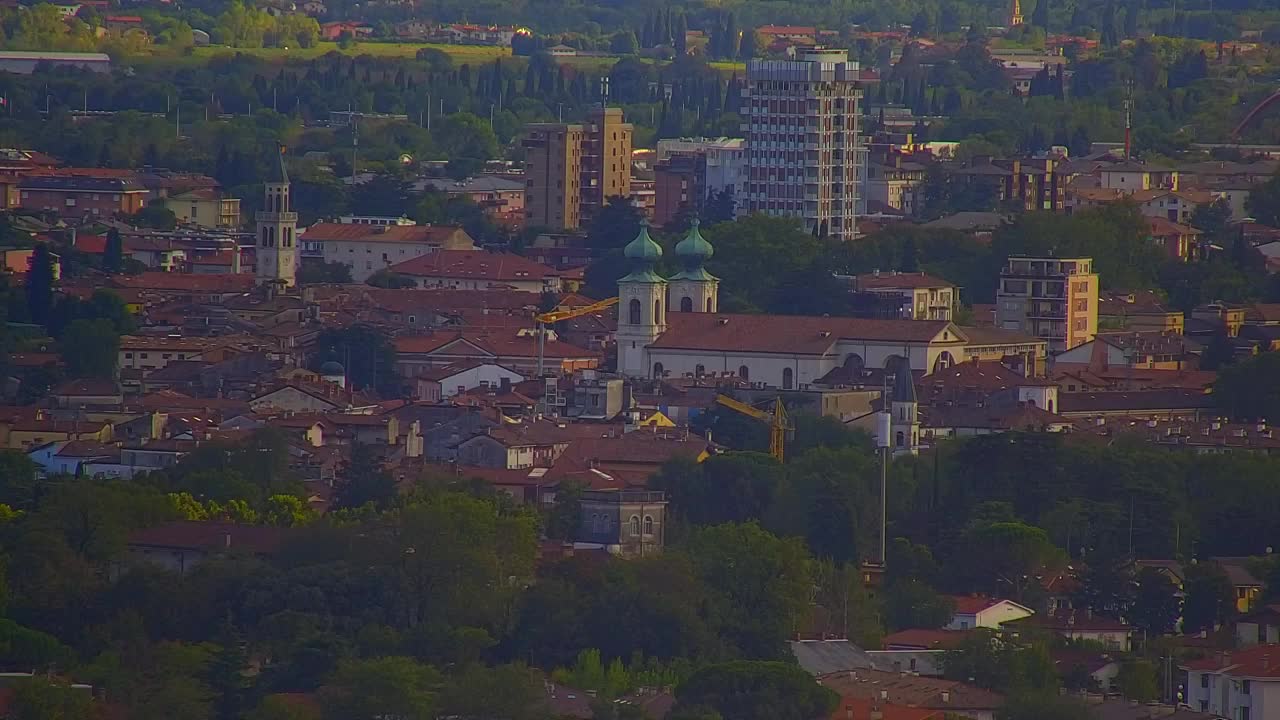 Grenzenlose Webcam: Nova Gorica und Gorizia / Görz live erleben!