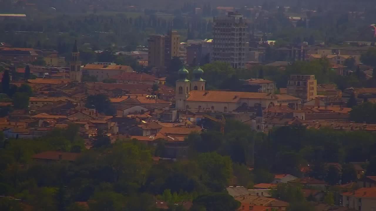 Borderless webcam of Nova Gorica and Gorizia
