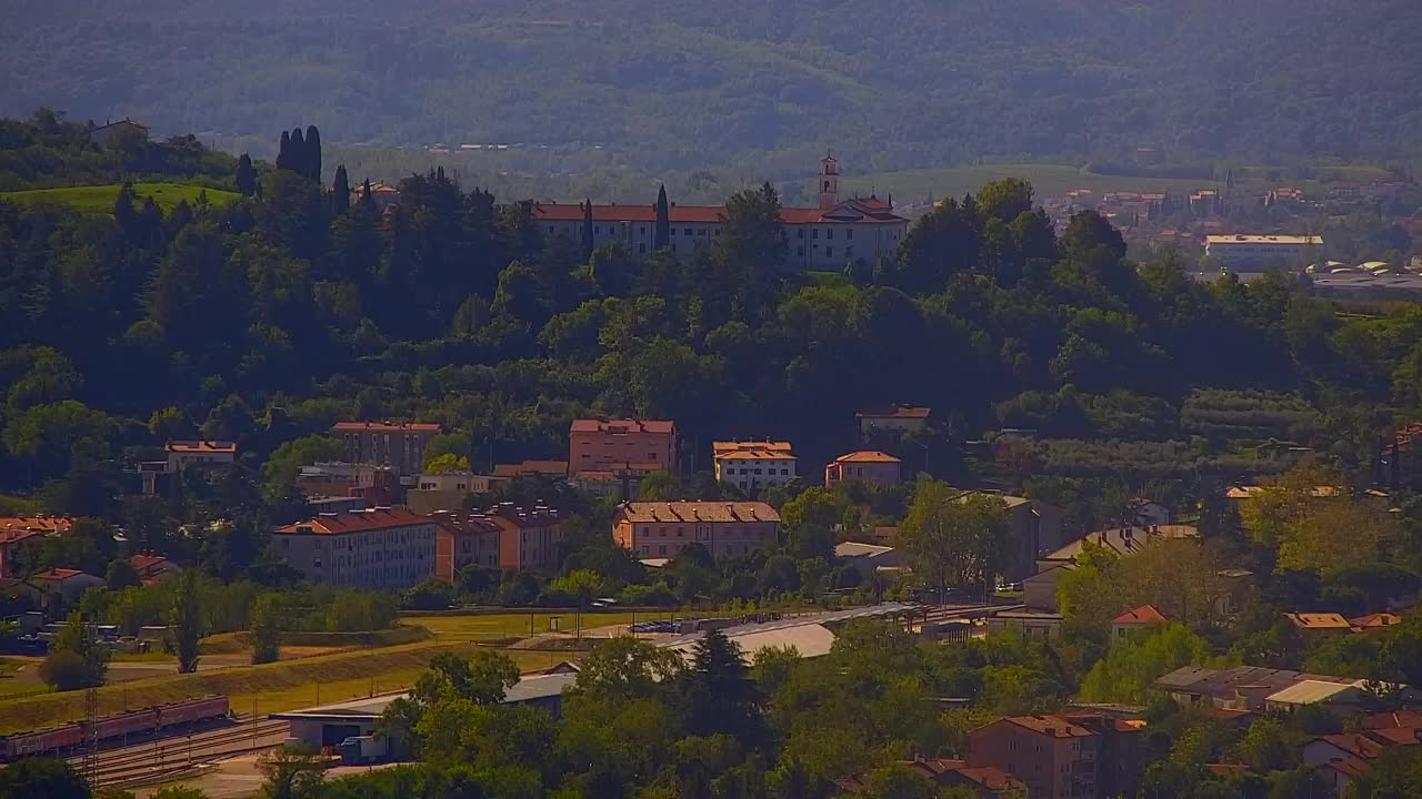 Scopri la Webcam Senza Confini tra Nova Gorica e Gorizia!