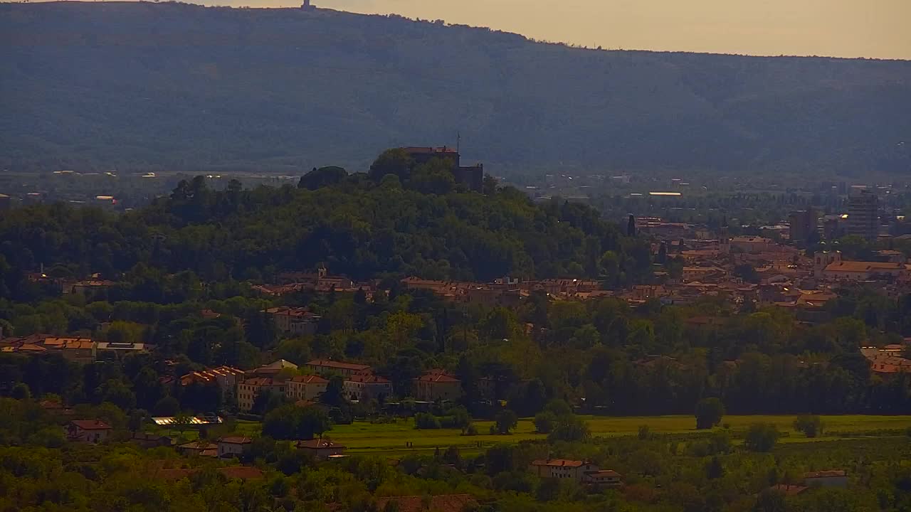 Borderless webcam of Nova Gorica and Gorizia