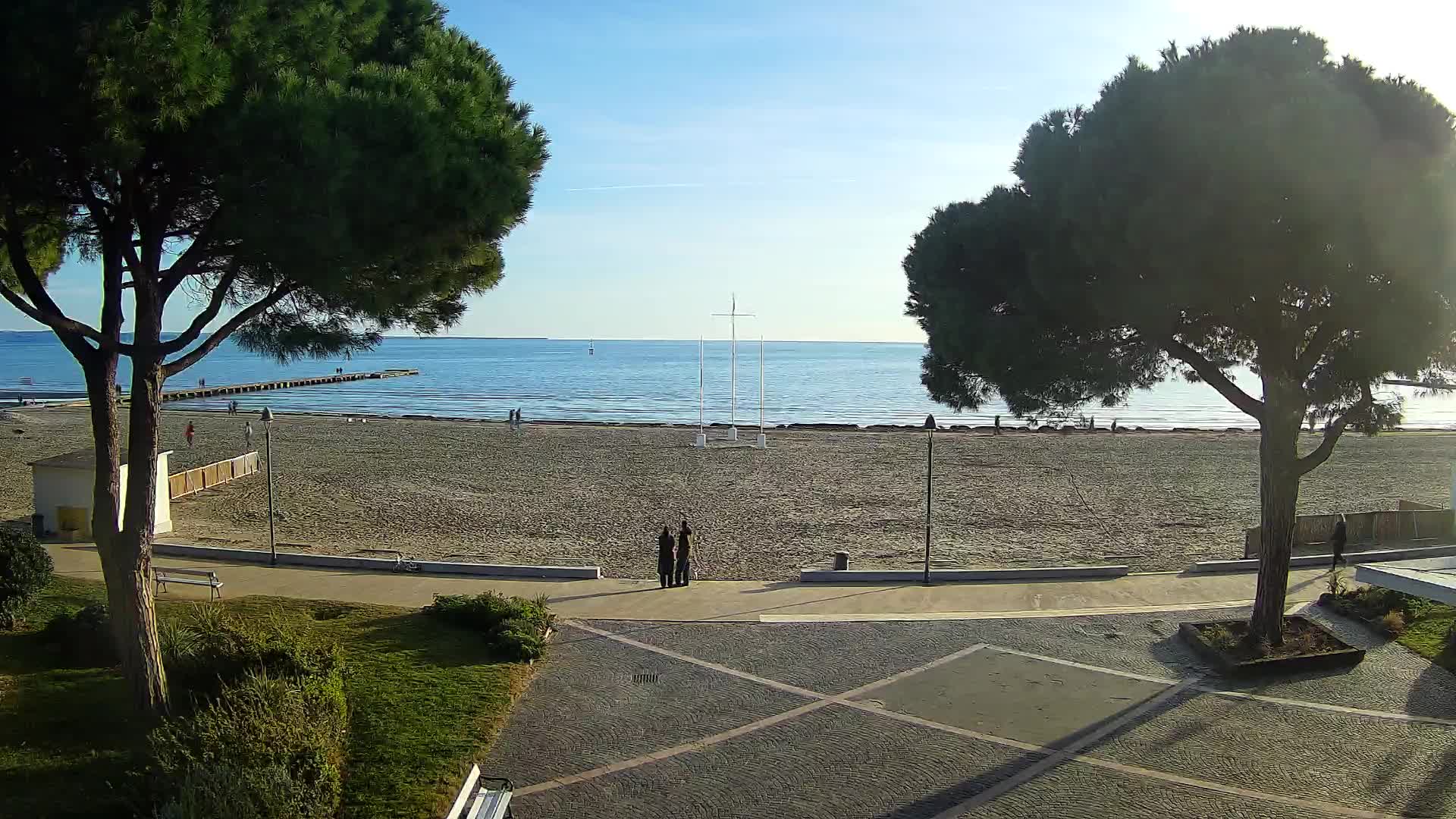 Grado Beach Webcam Entrance | Real-Time View of the Seaside