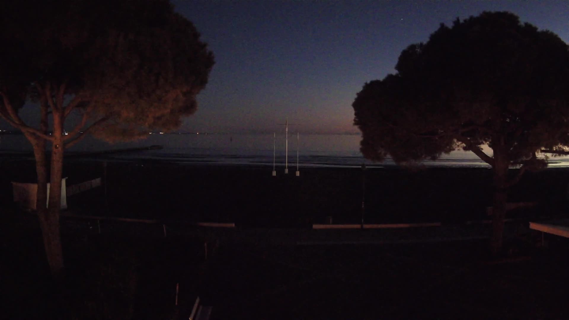 Grado Beach Webcam Entrance | Real-Time View of the Seaside