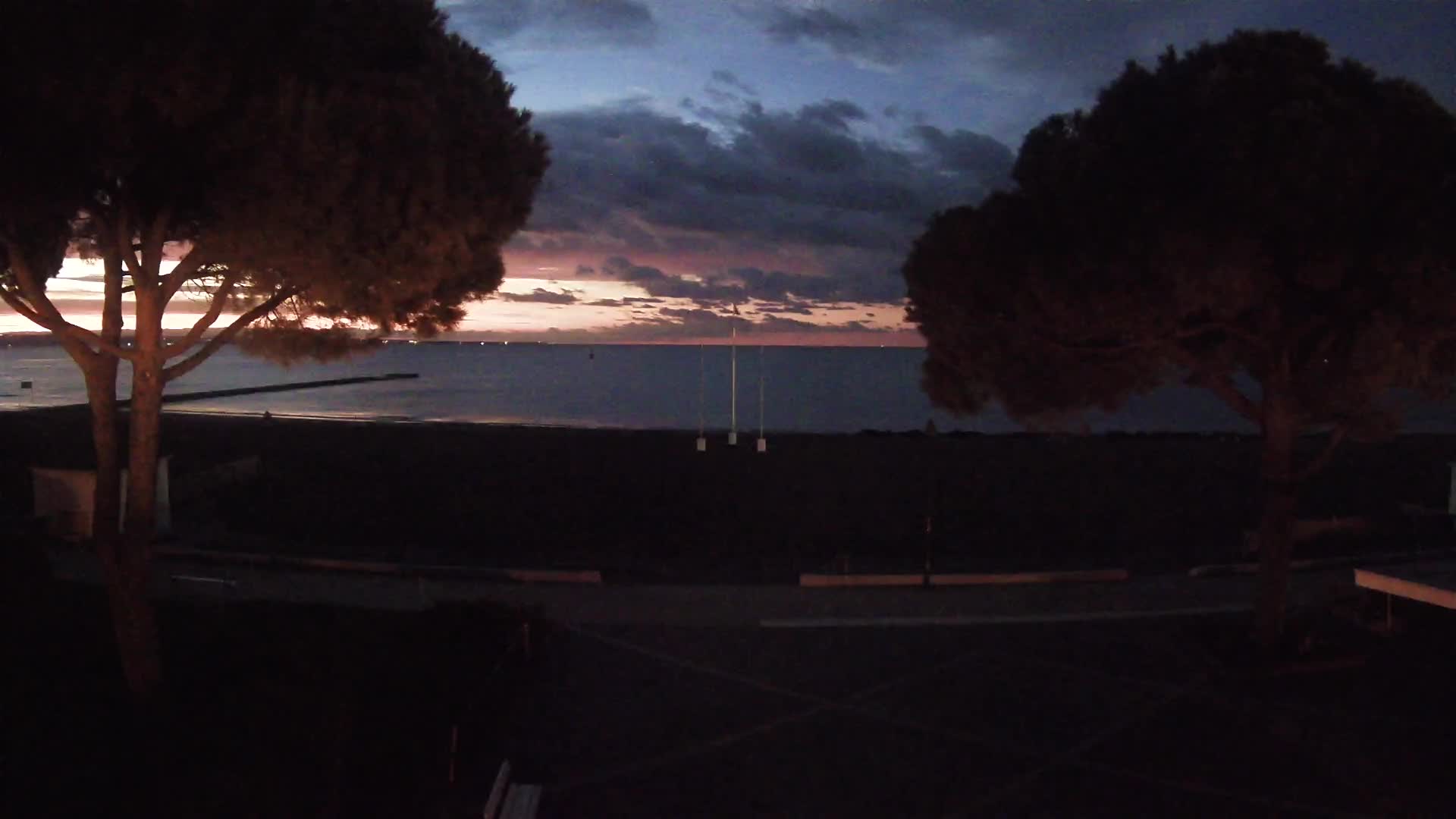 Grado Beach Webcam Entrance | Real-Time View of the Seaside