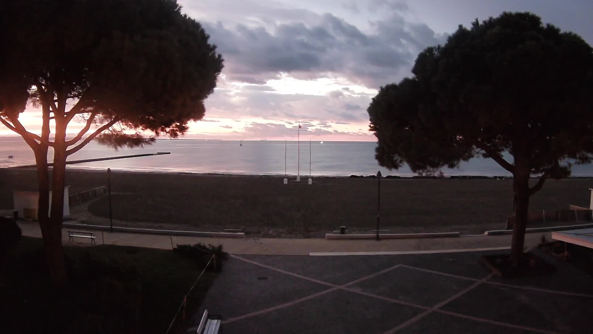 Entrada Playa Grado | Vista en Vivo de la Costa