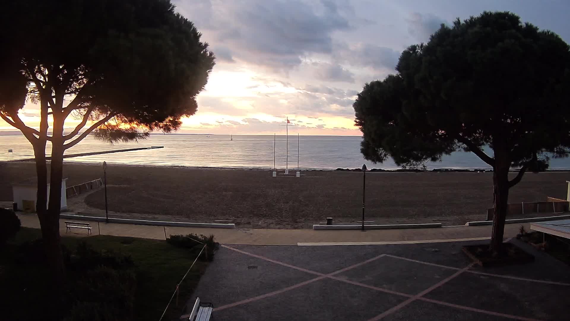 Ingresso Spiaggia Grado | Vista in Diretta sul Mare