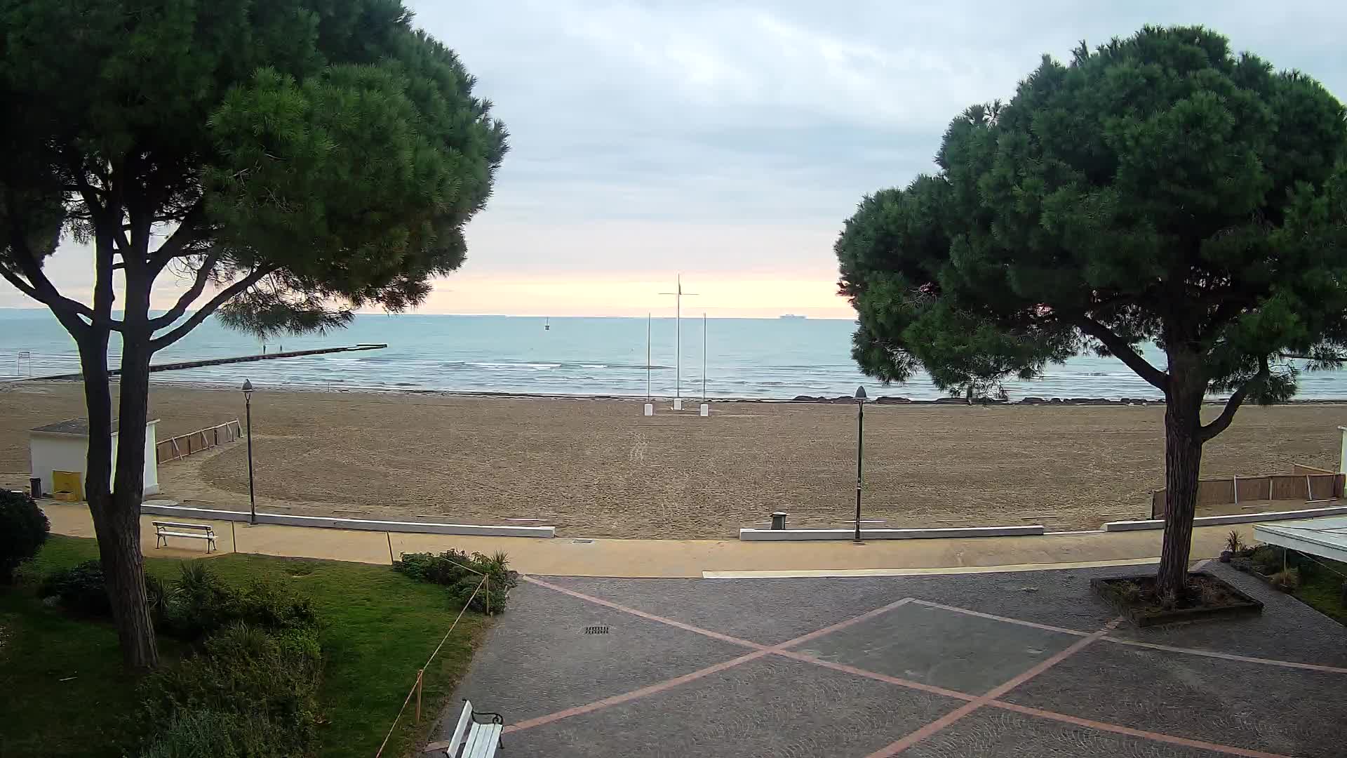 Ingresso Spiaggia Grado | Vista in Diretta sul Mare