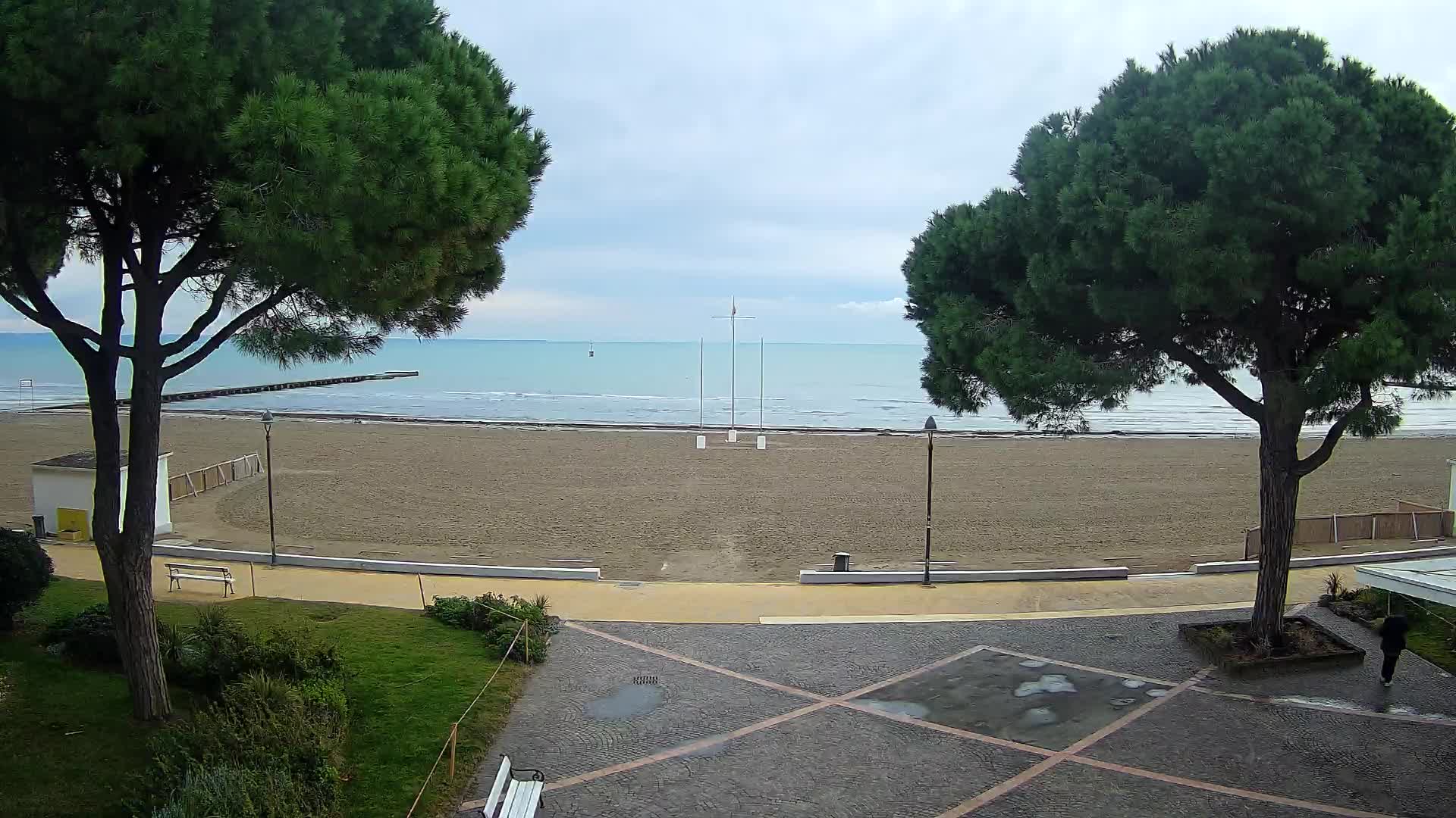 Grado Beach Webcam Entrance | Real-Time View of the Seaside