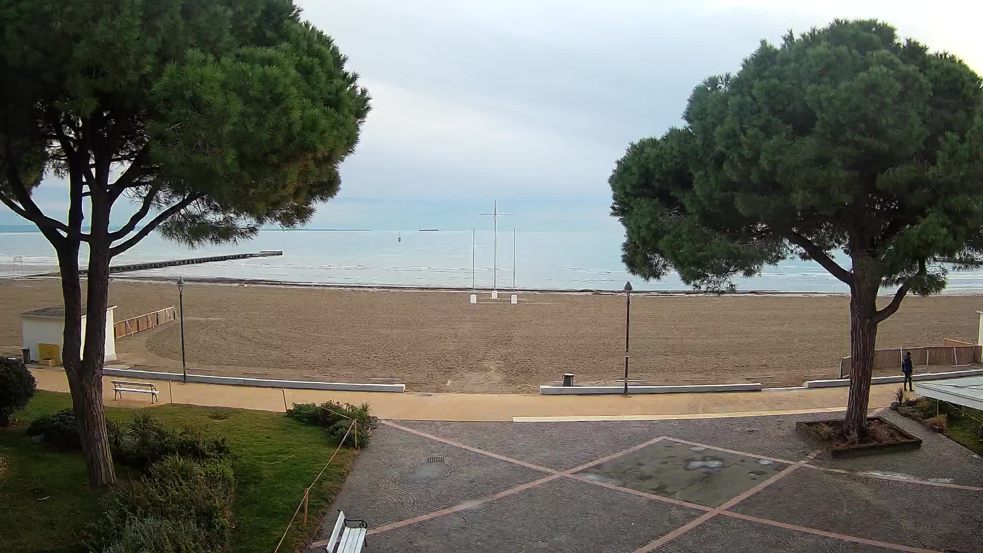 Grado Beach Webcam Entrance | Real-Time View of the Seaside