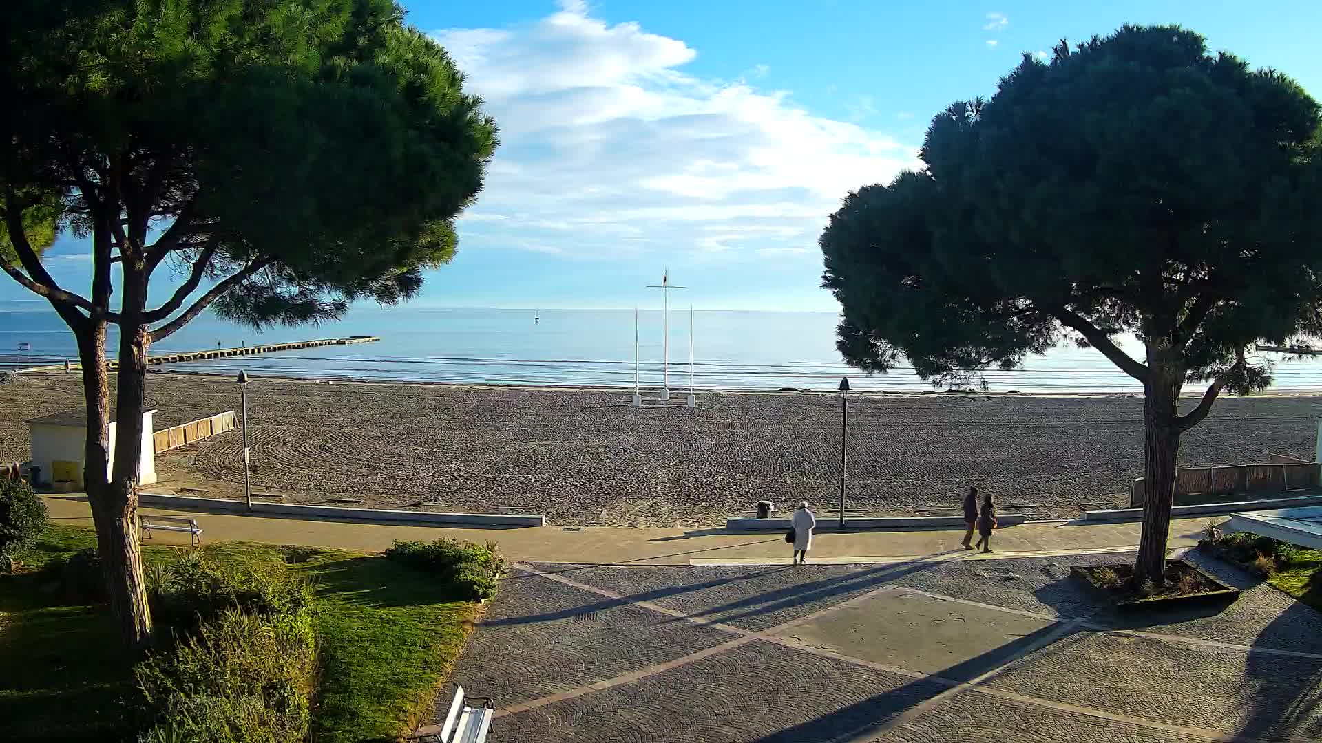 Grado Beach Webcam Entrance | Real-Time View of the Seaside