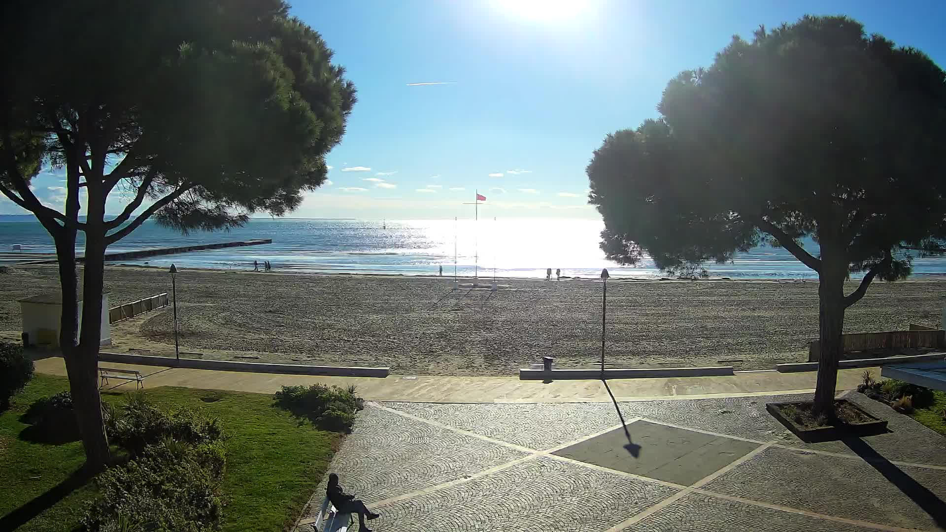 Grado Ulaz na Plažu | Pogled Uživo na Obalu