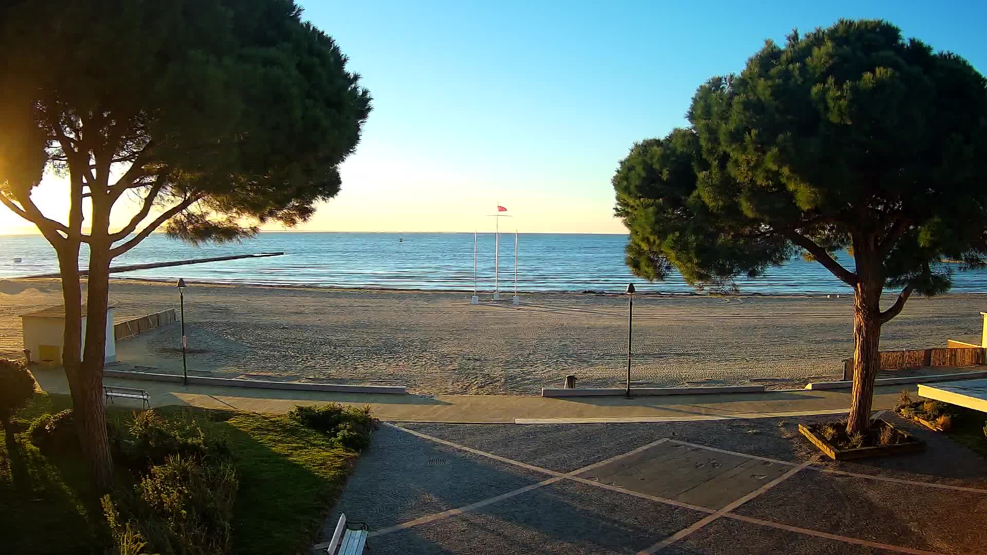 Grado Beach Webcam Entrance | Real-Time View of the Seaside