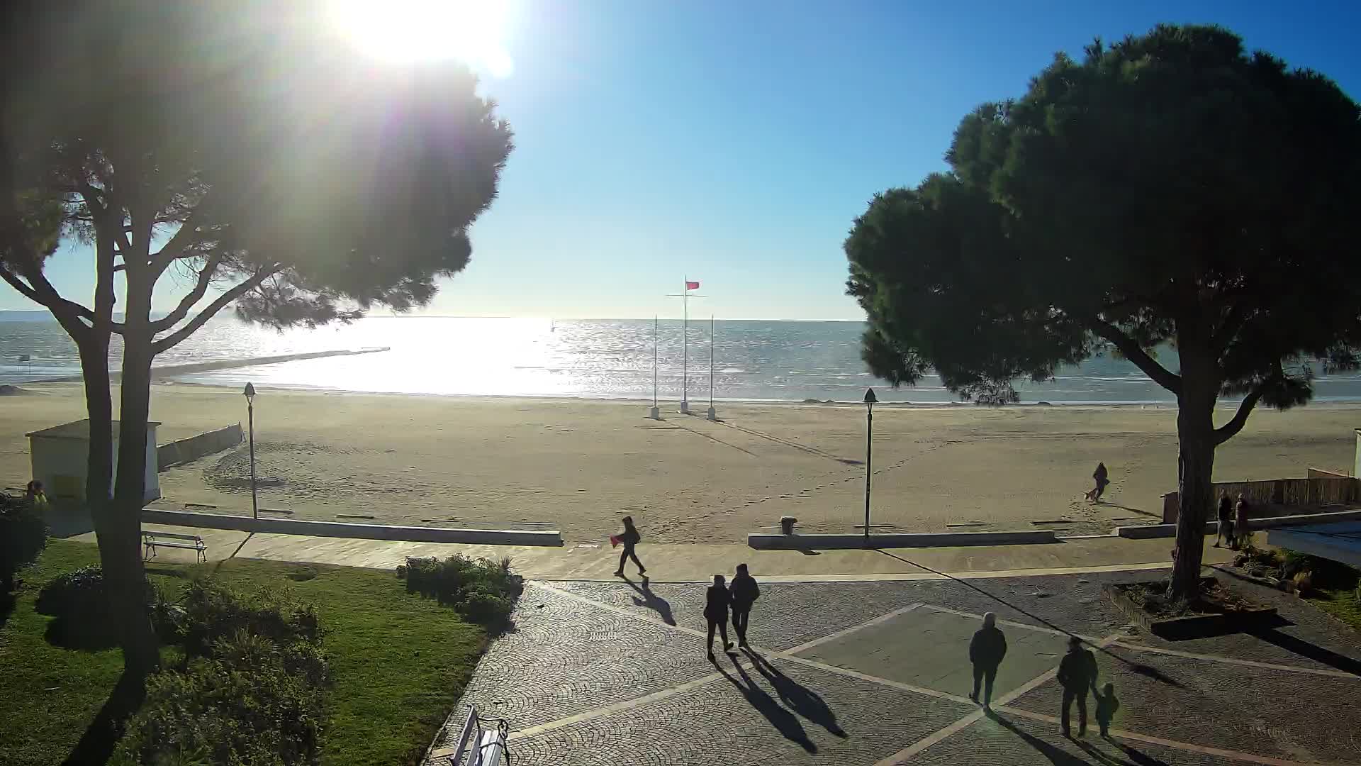 Grado Beach Webcam Entrance | Real-Time View of the Seaside