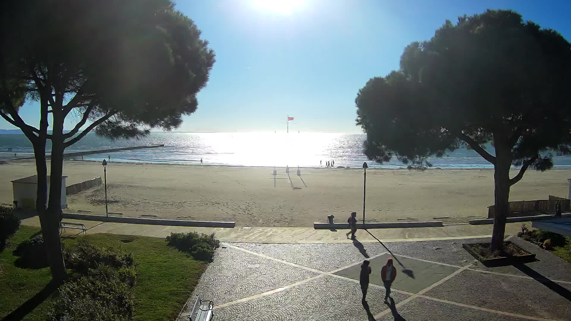 Grado Beach Webcam Entrance | Real-Time View of the Seaside