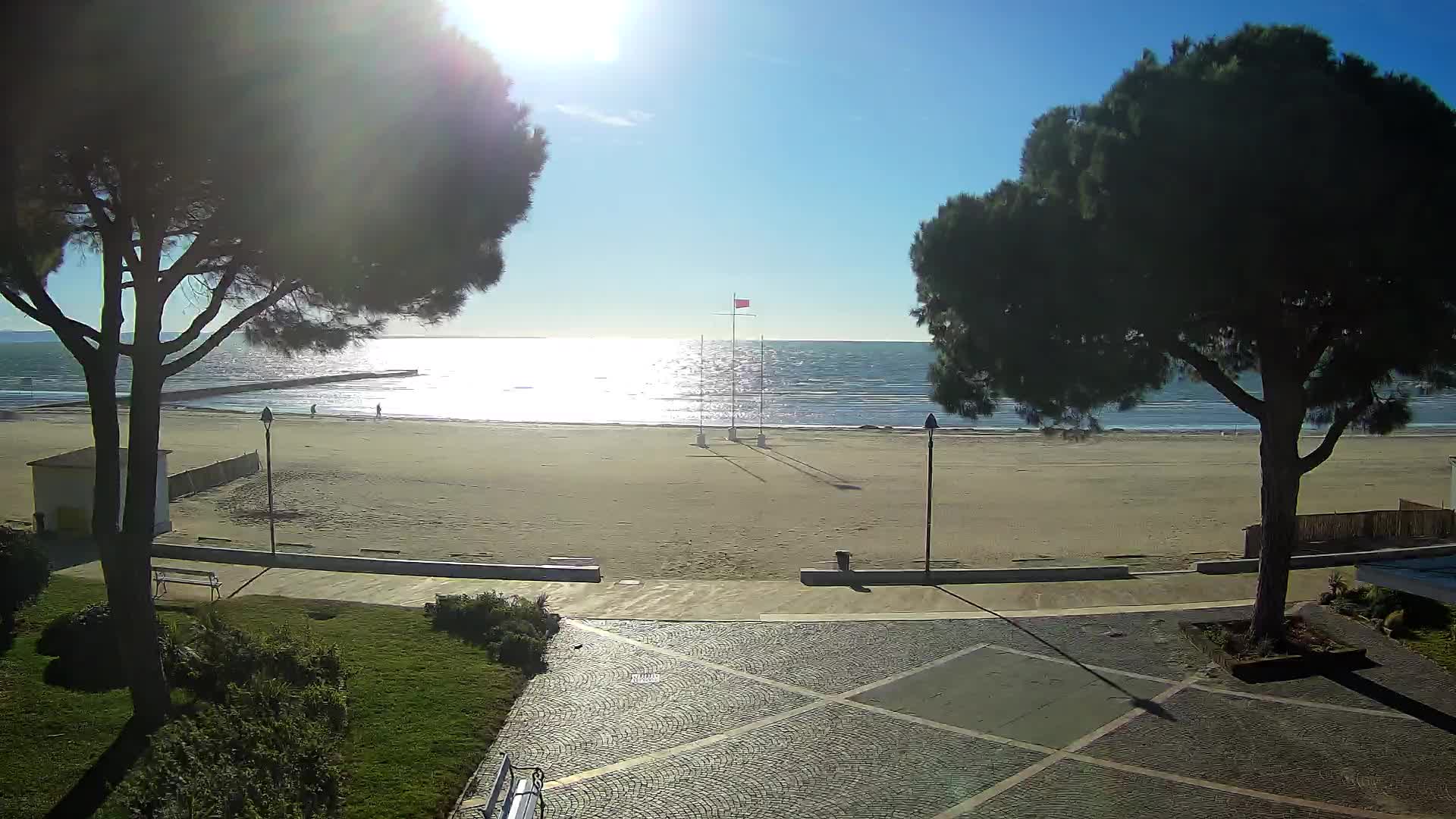 Grado Beach Webcam Entrance | Real-Time View of the Seaside