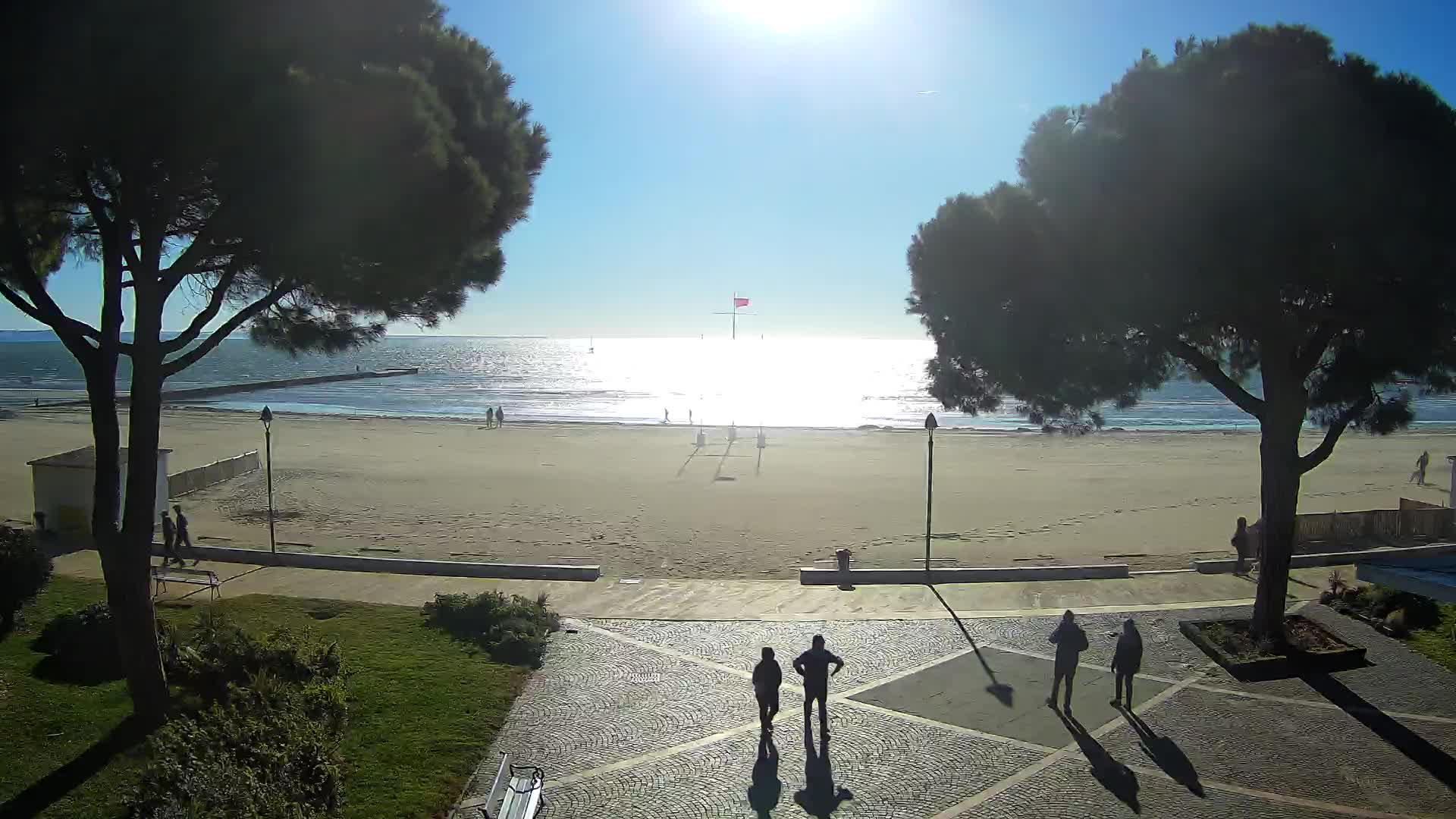 Grado Beach Webcam Entrance | Real-Time View of the Seaside