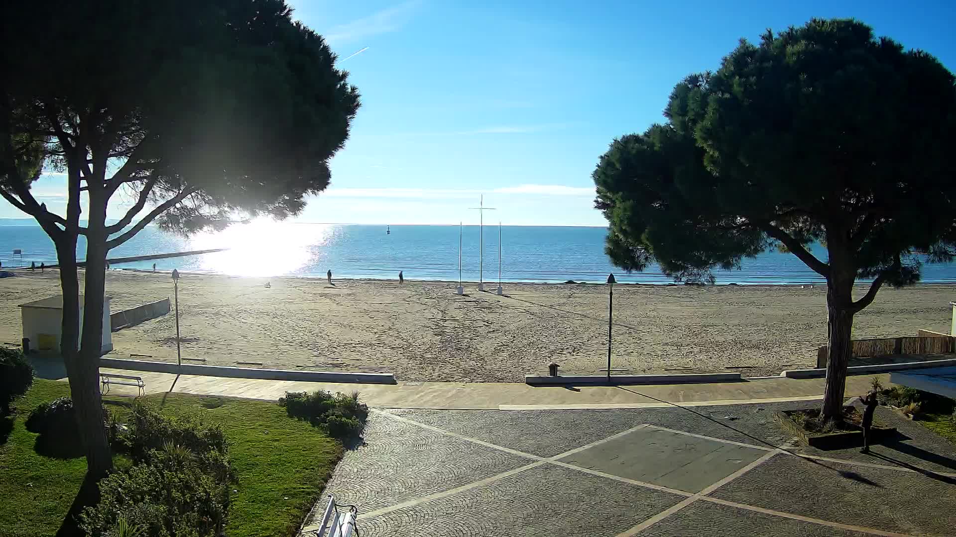 Grado Beach Webcam Entrance | Real-Time View of the Seaside