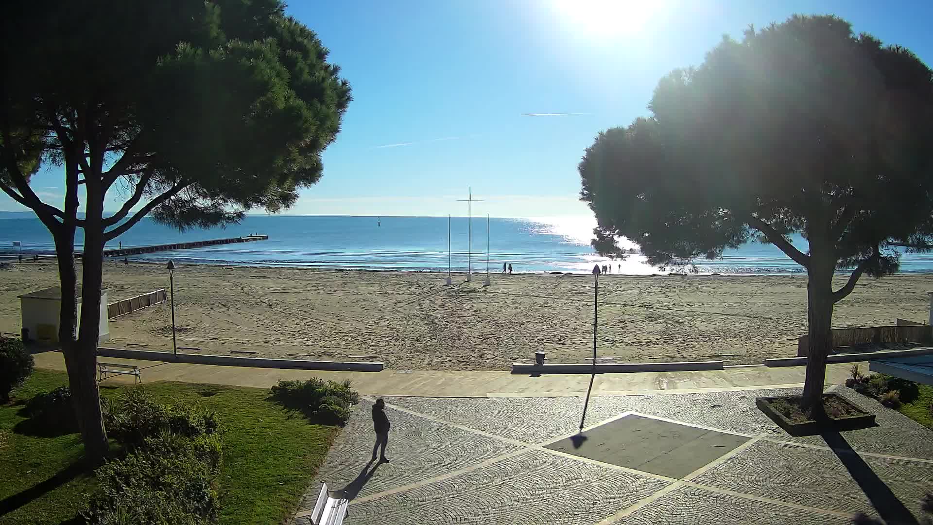 Grado Beach Webcam Entrance | Real-Time View of the Seaside