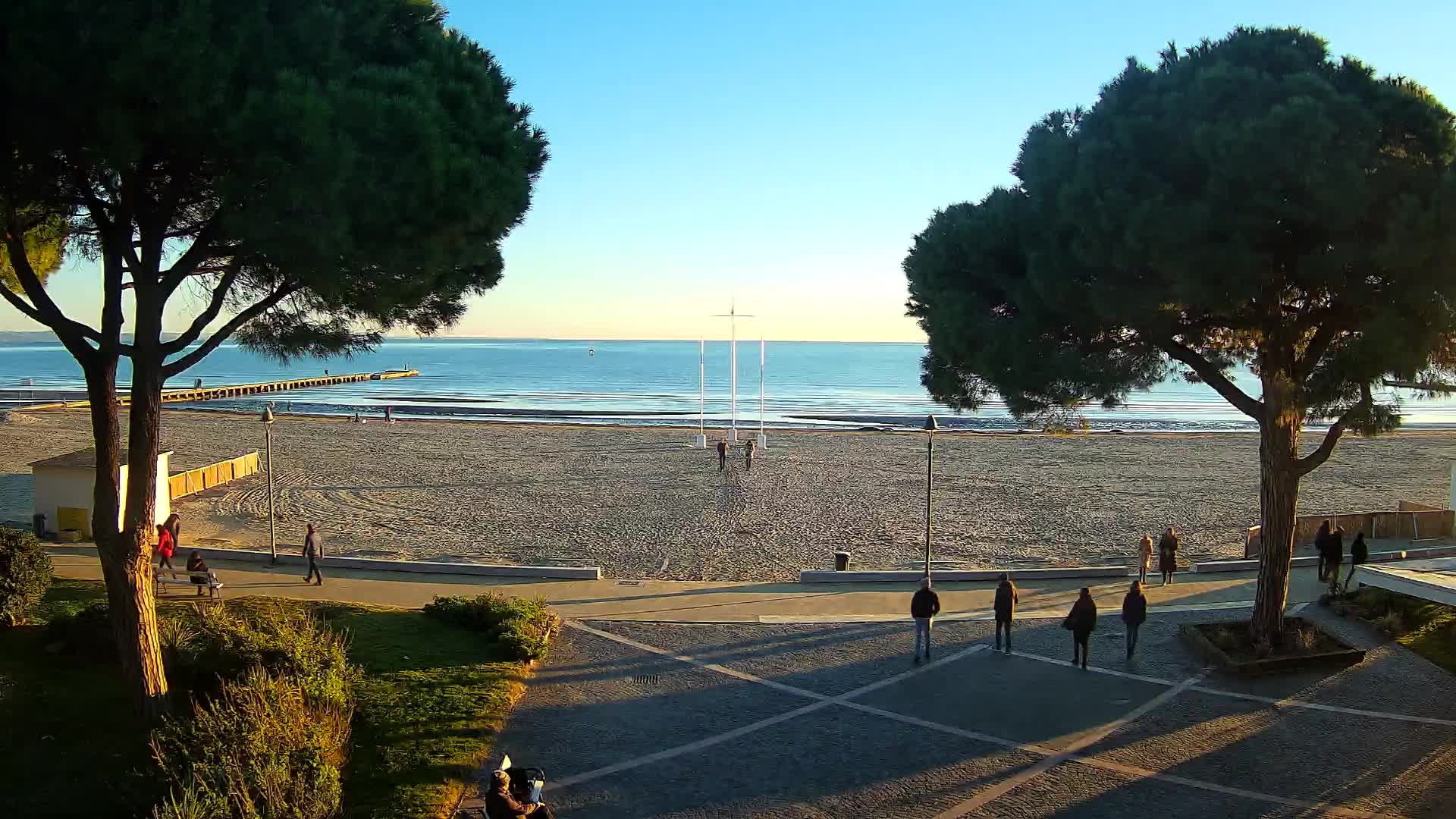 Grado Beach Webcam Entrance | Real-Time View of the Seaside