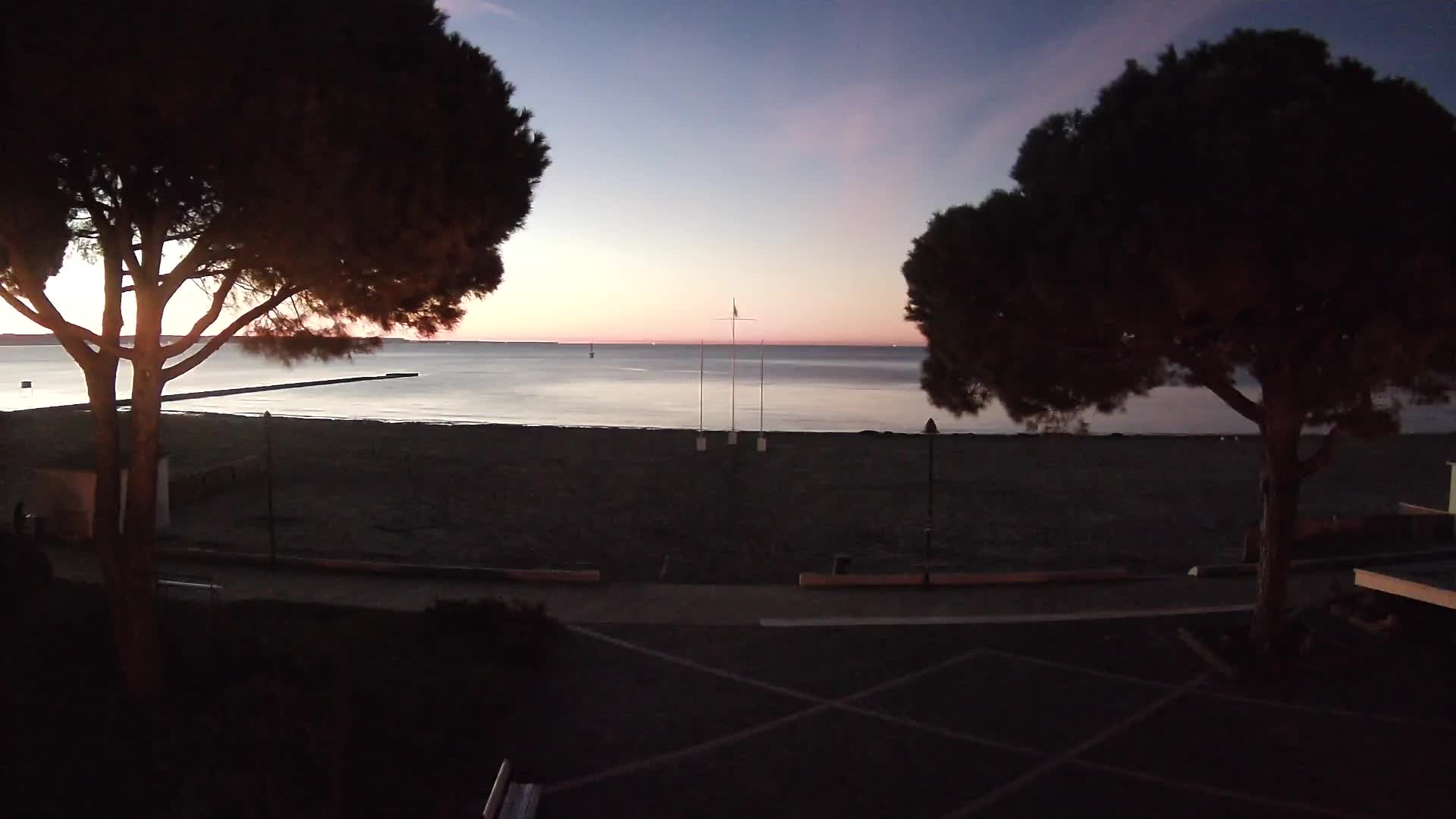 Grado Beach Webcam Entrance | Real-Time View of the Seaside