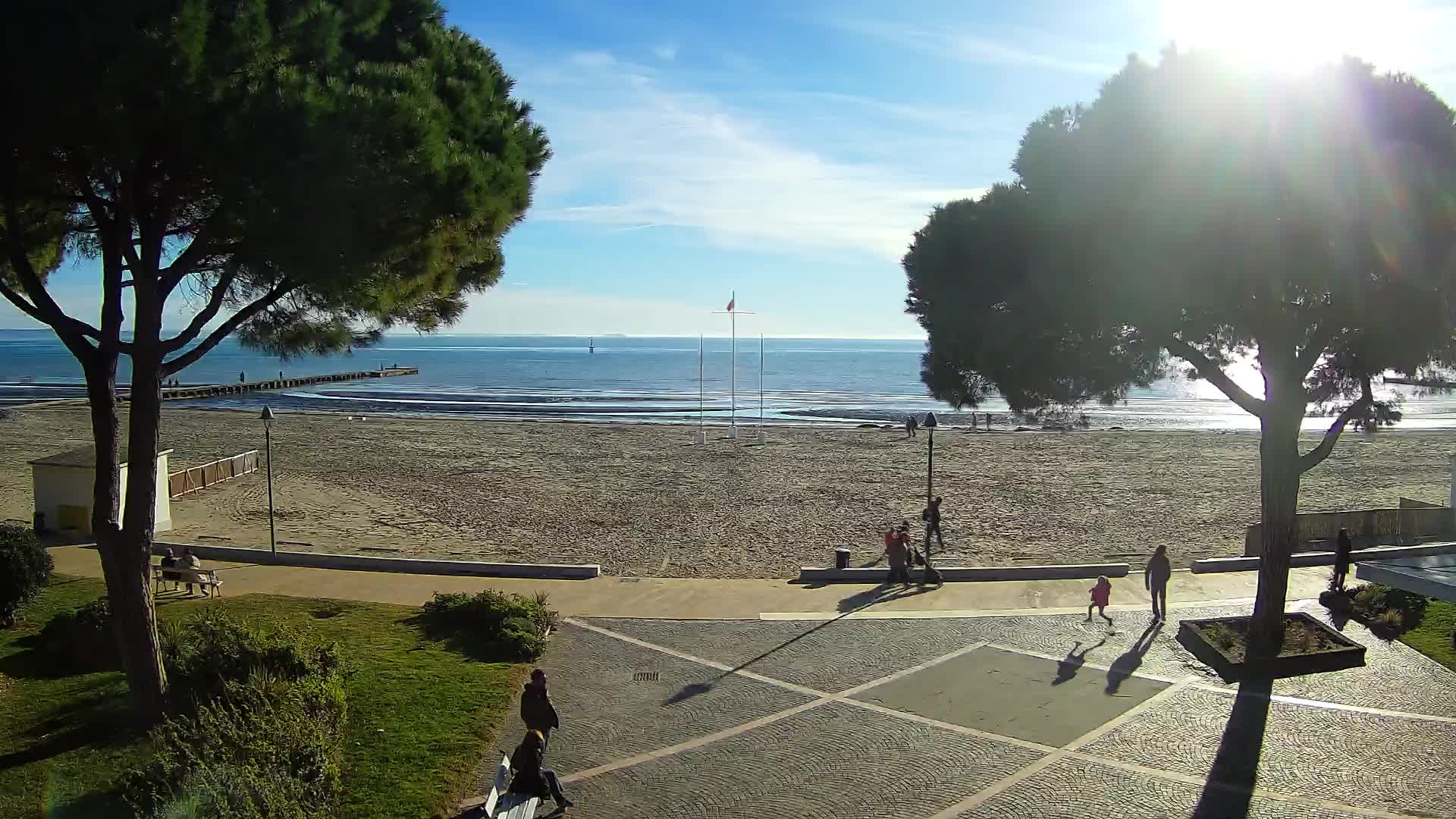 Grado Beach Webcam Entrance | Real-Time View of the Seaside