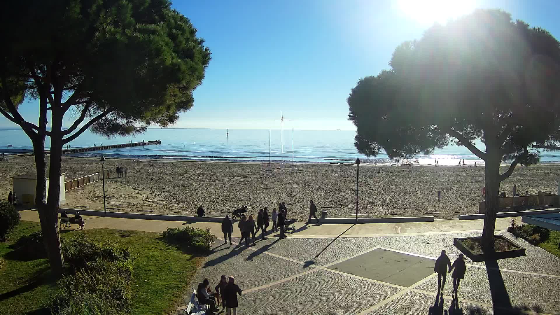 Grado Ulaz na Plažu | Pogled Uživo na Obalu