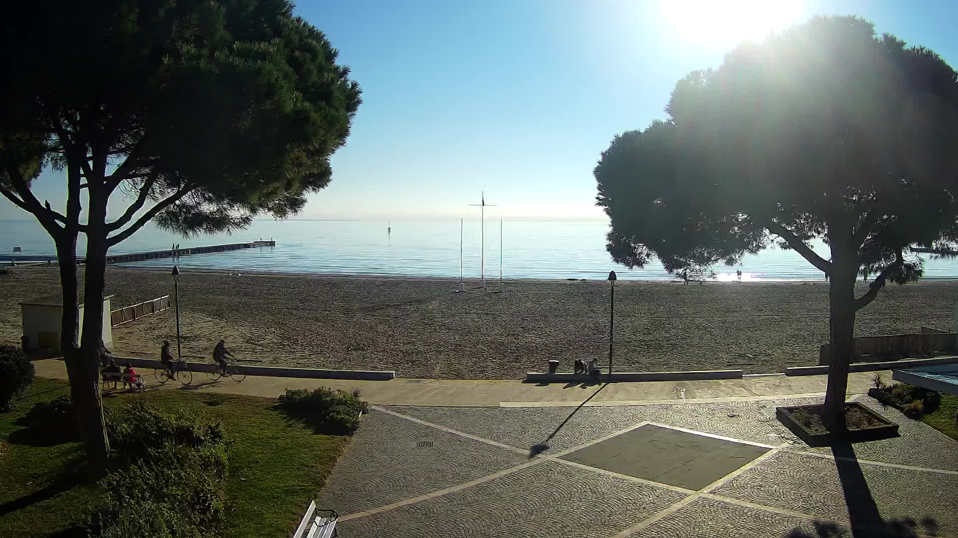 Grado Beach Webcam Entrance | Real-Time View of the Seaside