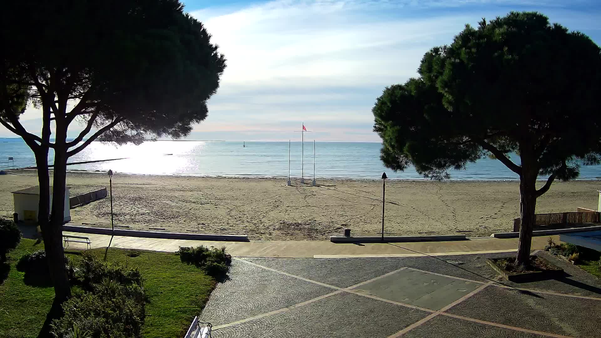 Grado Beach Webcam Entrance | Real-Time View of the Seaside