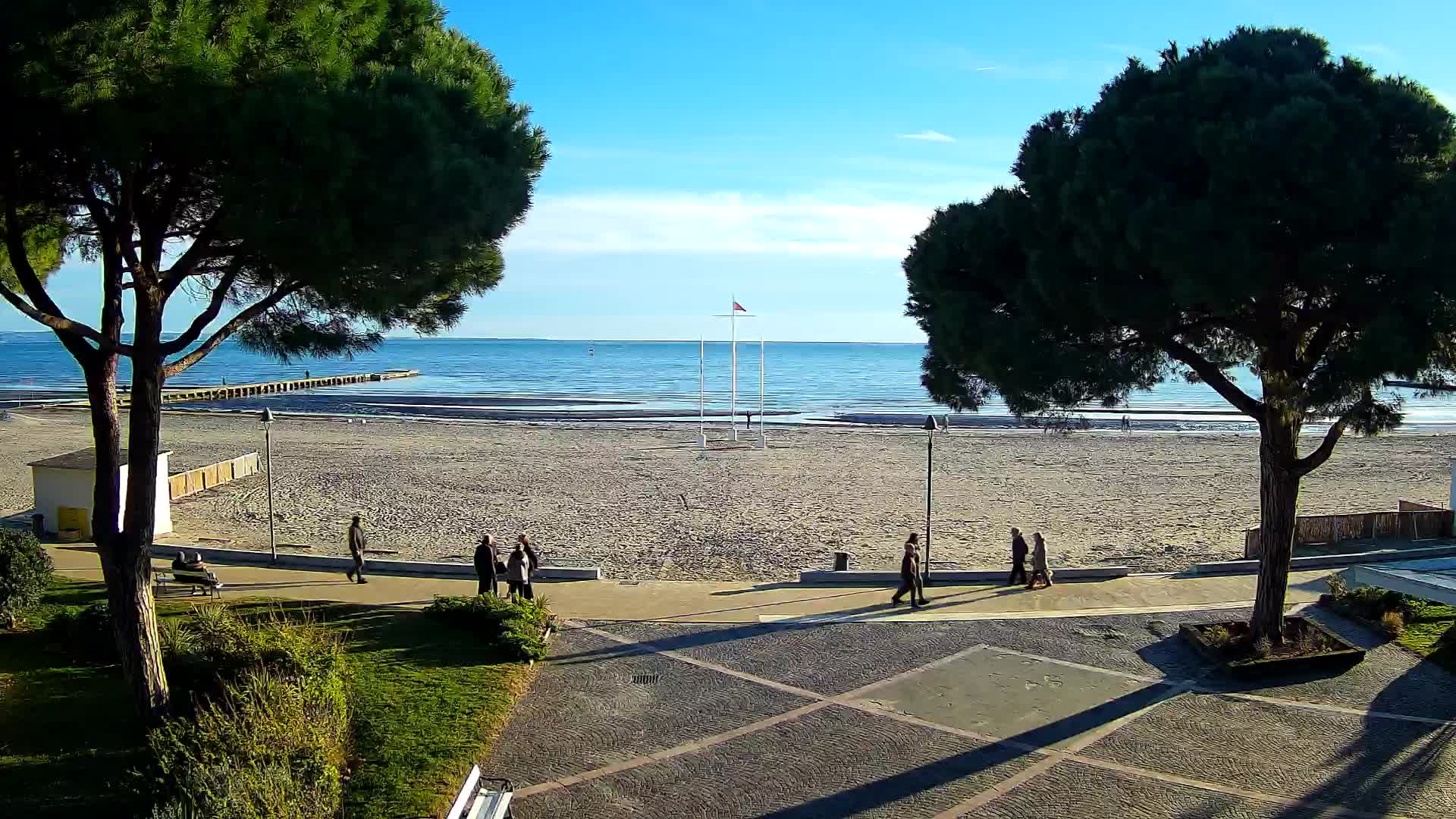 Grado Beach Webcam Entrance | Real-Time View of the Seaside