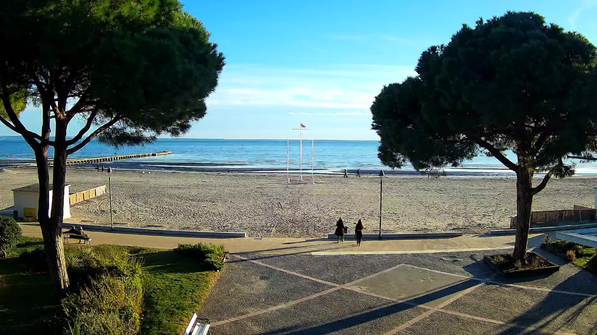 Grado Beach Webcam Entrance | Real-Time View of the Seaside