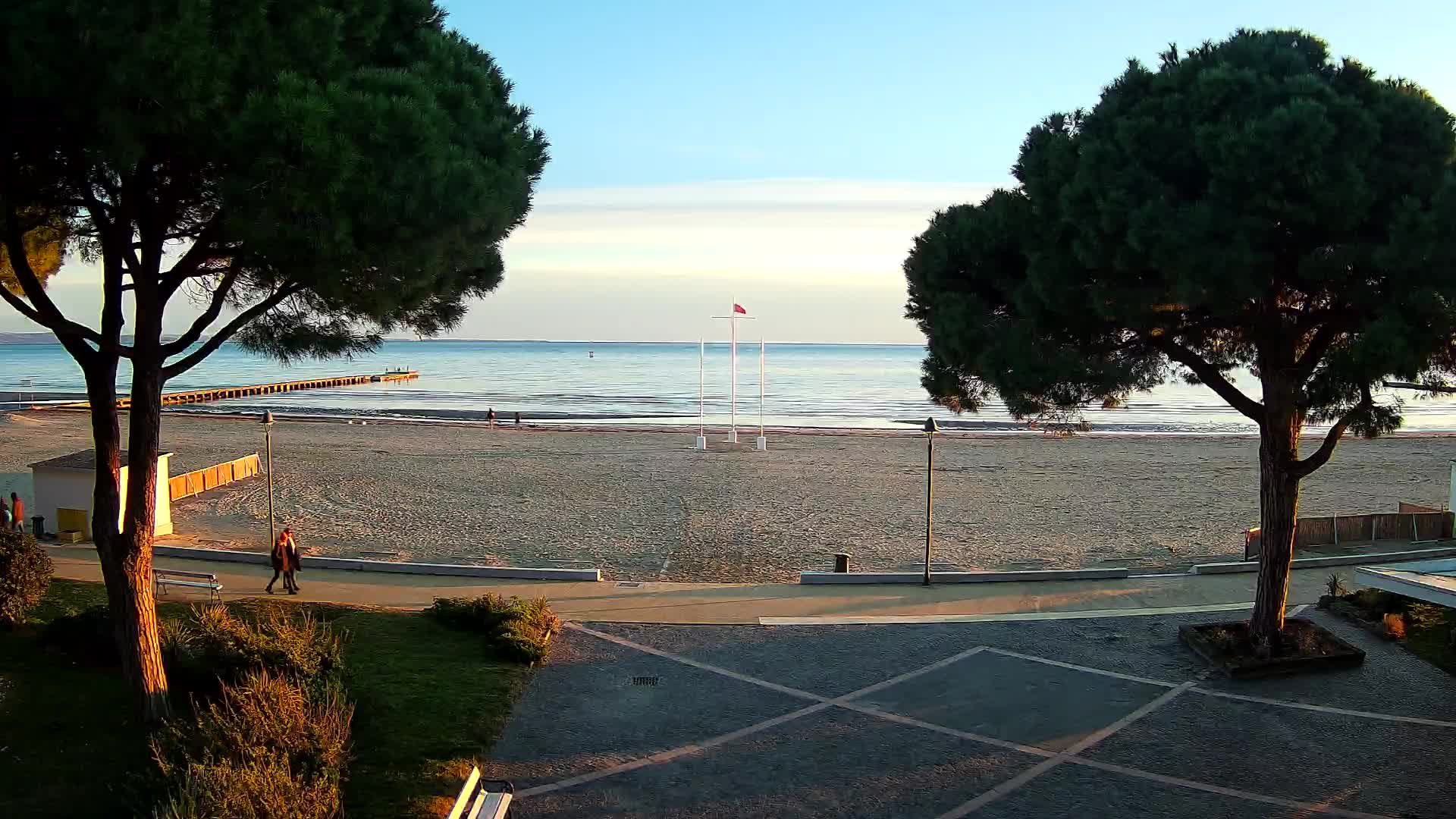 Grado Beach Webcam Entrance | Real-Time View of the Seaside