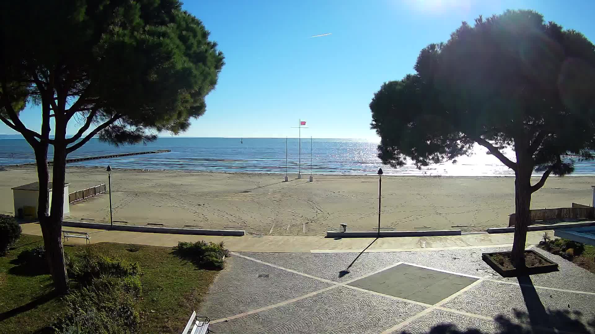 Grado Beach Webcam Entrance | Real-Time View of the Seaside