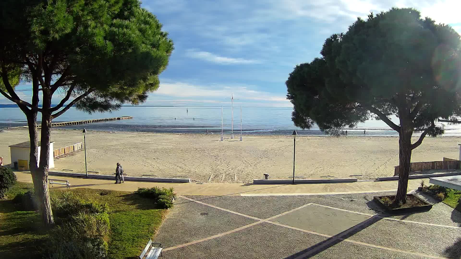 Grado Beach Webcam Entrance | Real-Time View of the Seaside