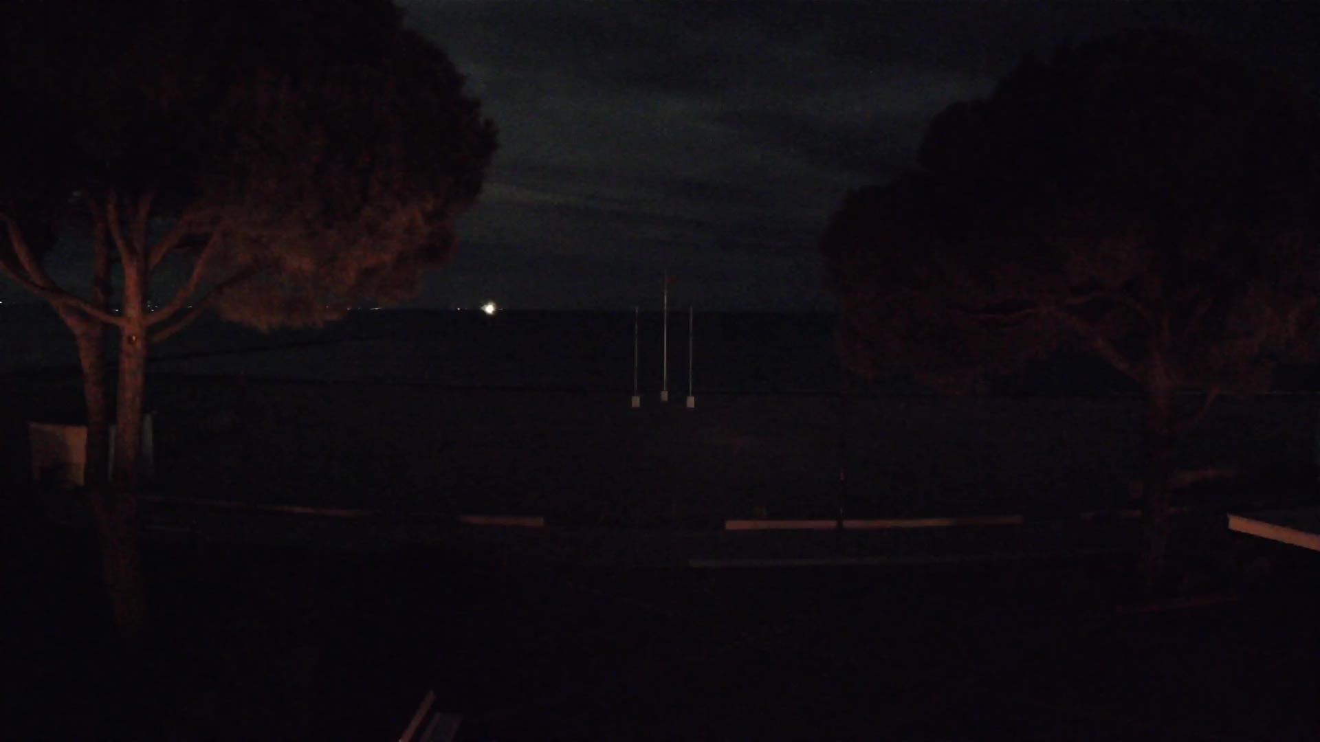 Grado Beach Webcam Entrance | Real-Time View of the Seaside