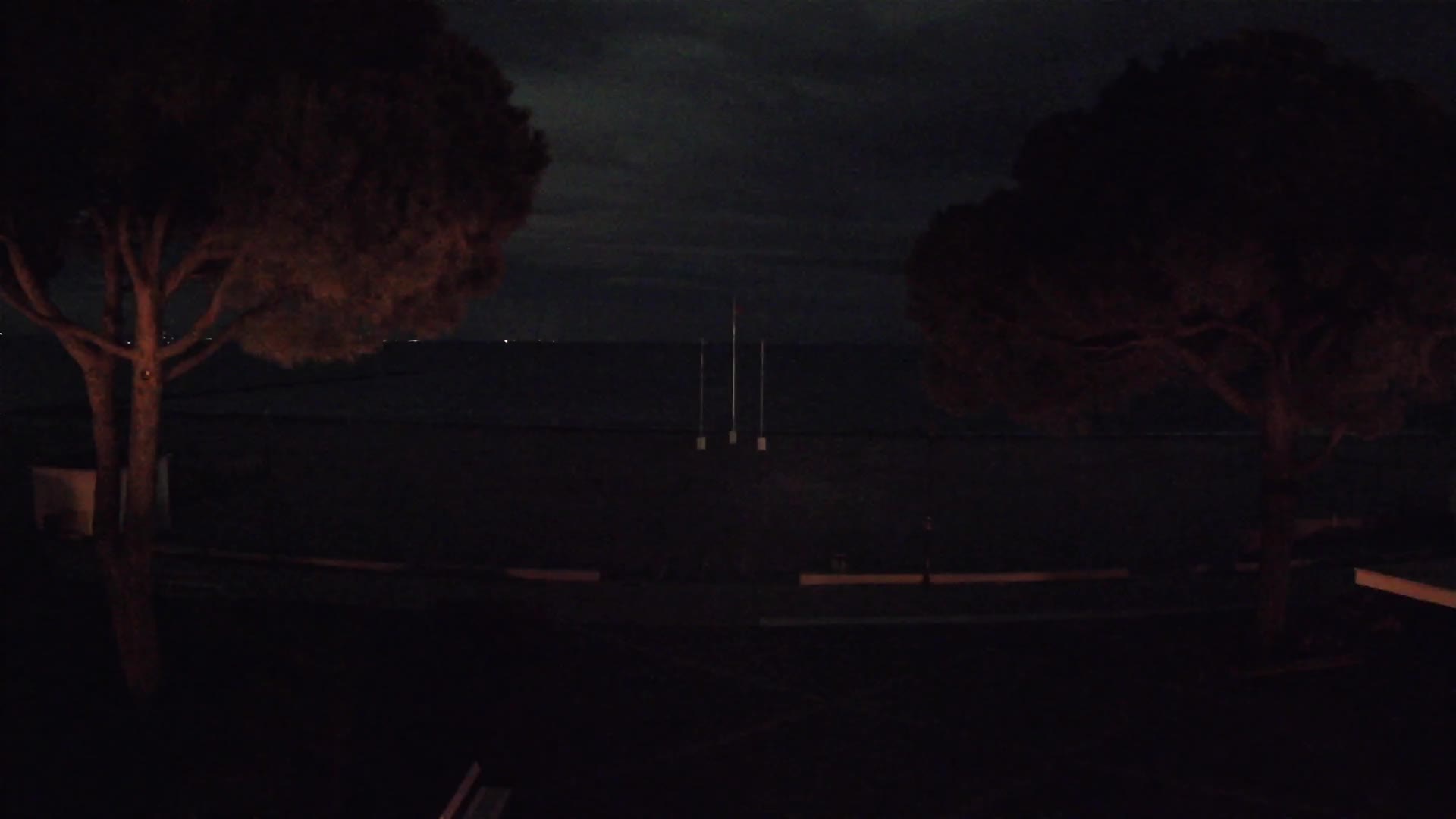 Grado Beach Webcam Entrance | Real-Time View of the Seaside