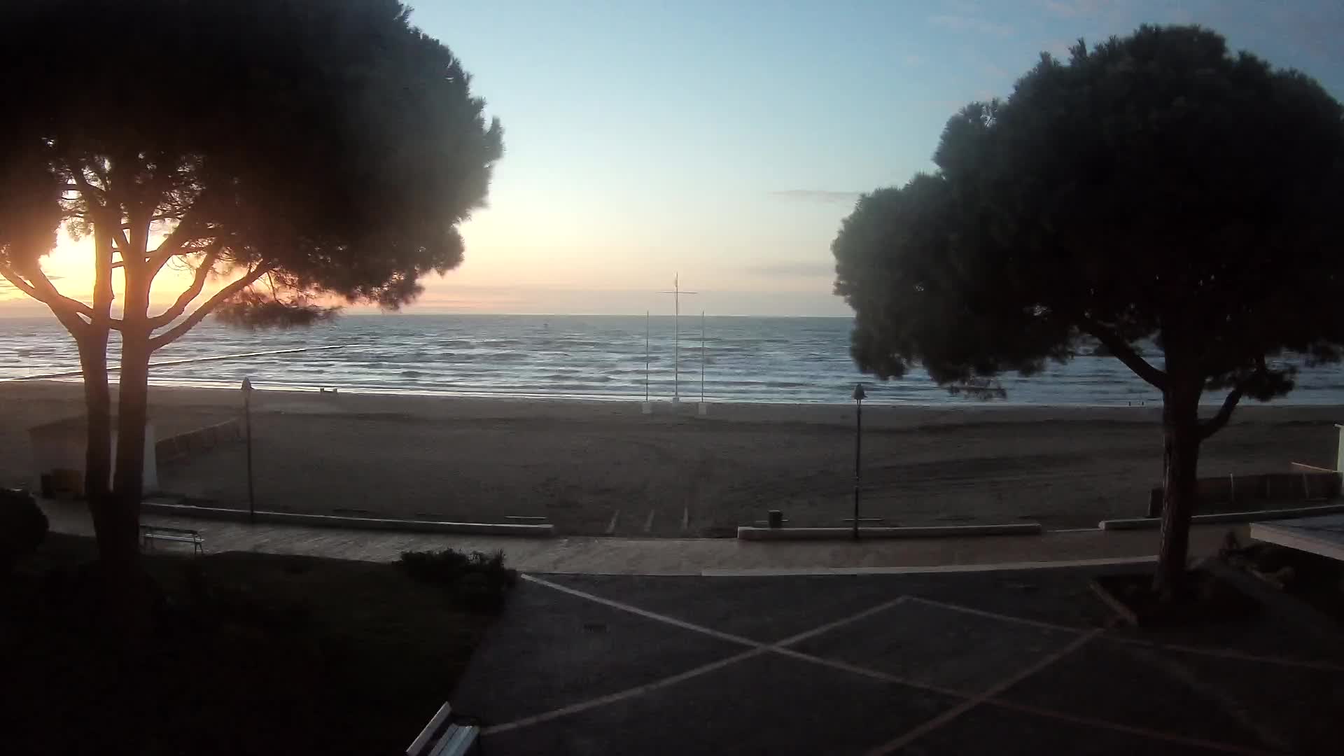 Ingresso Spiaggia Grado | Vista in Diretta sul Mare