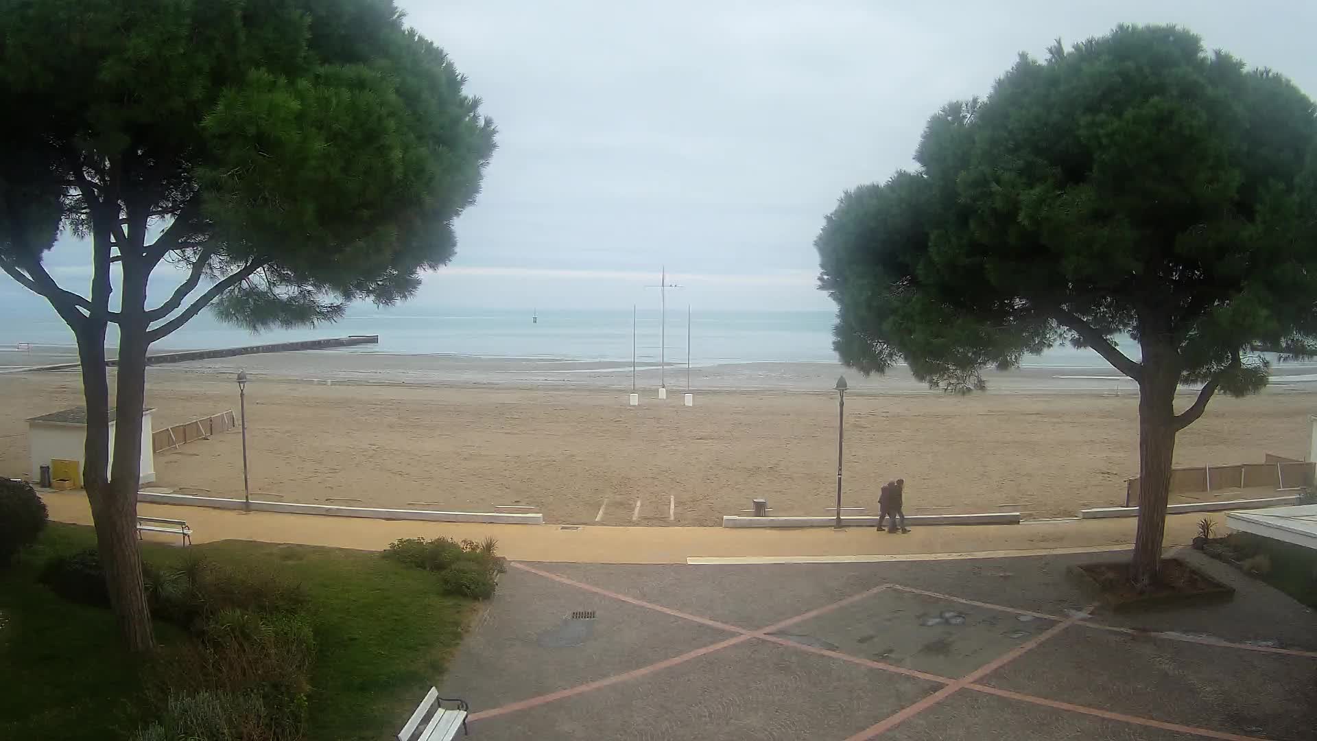 Grado Beach Webcam Entrance | Real-Time View of the Seaside