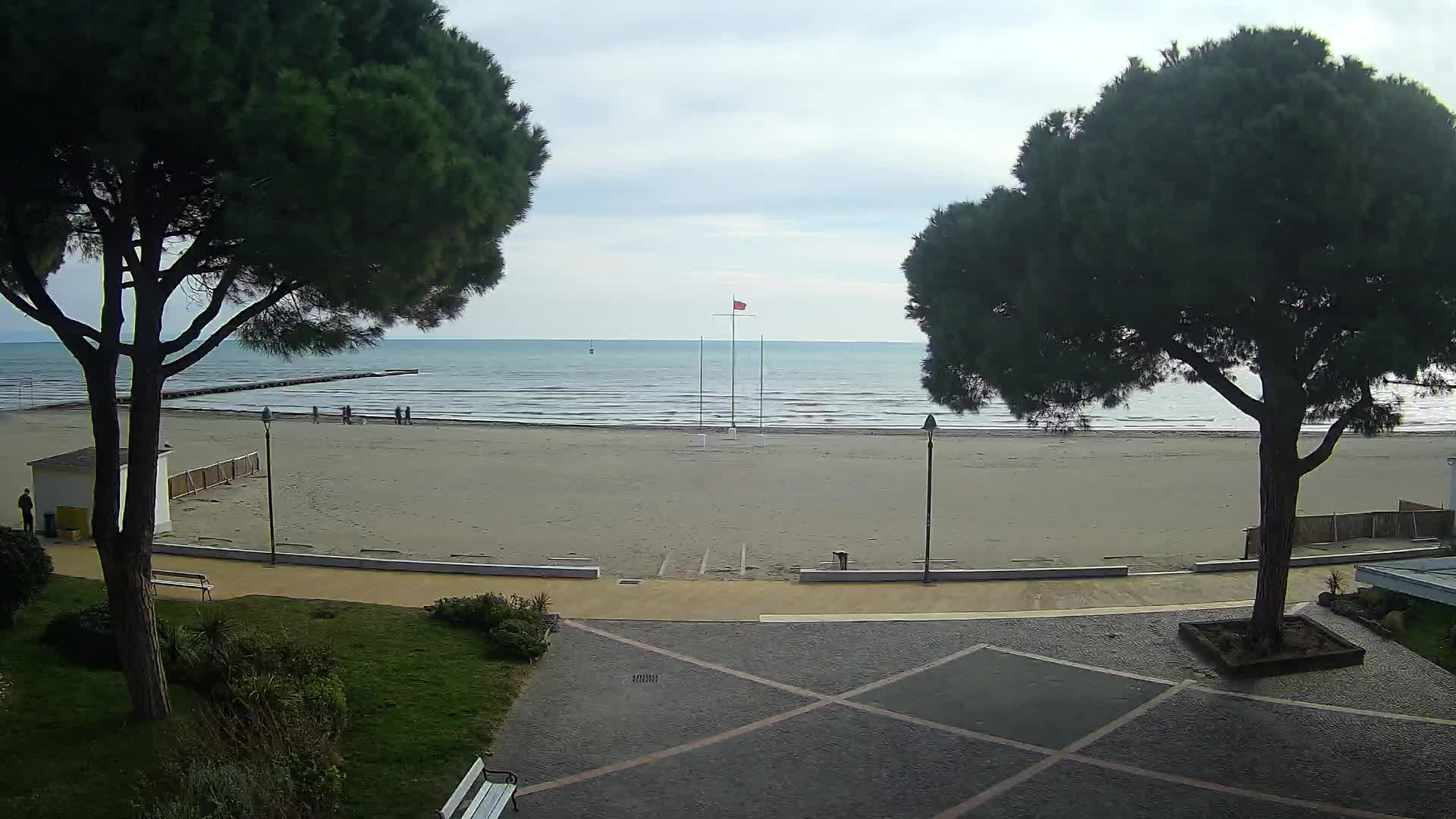 Grado Beach Webcam Entrance | Real-Time View of the Seaside