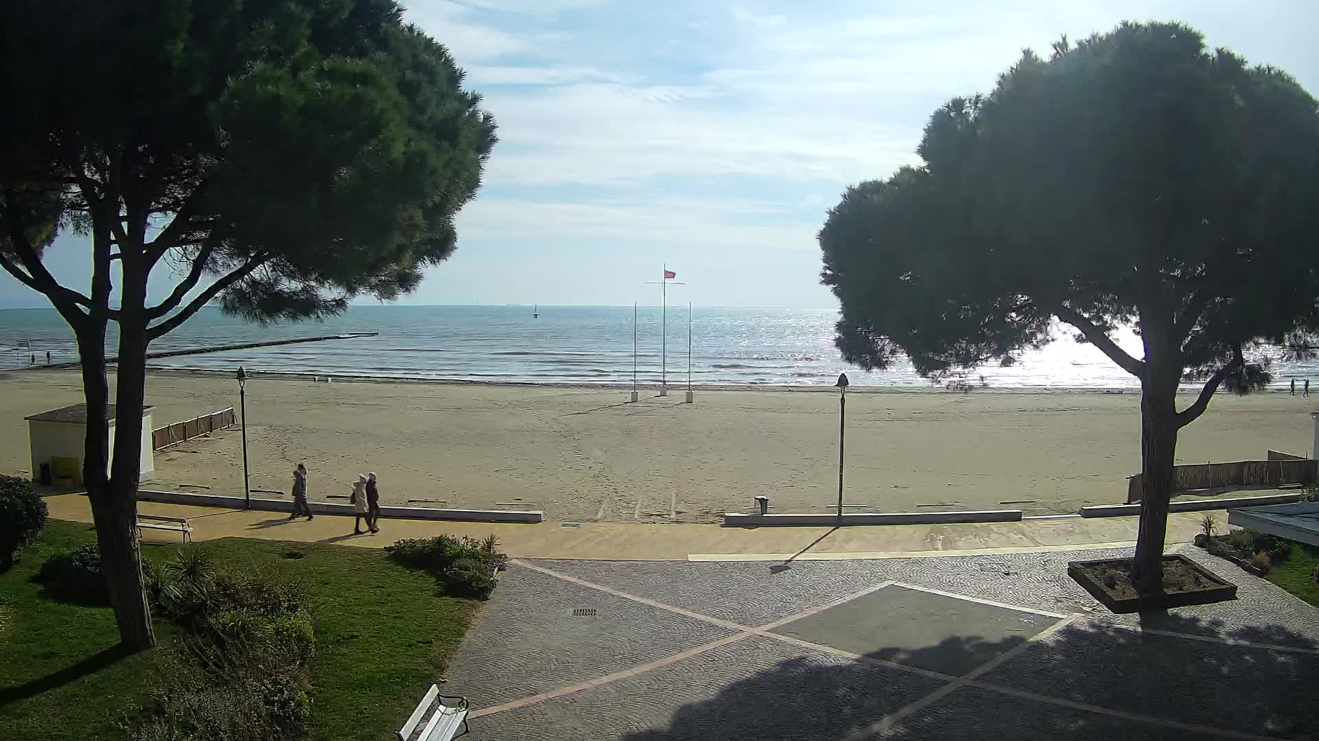 Grado Beach Webcam Entrance | Real-Time View of the Seaside