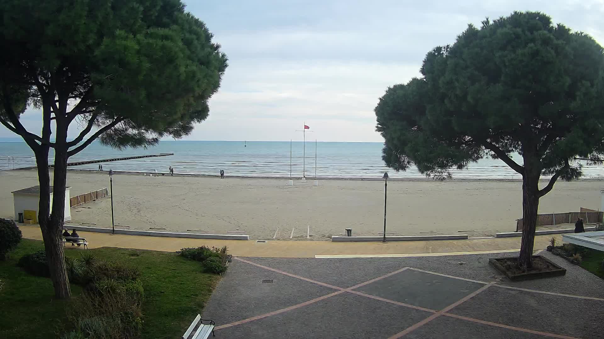 Grado Beach Webcam Entrance | Real-Time View of the Seaside