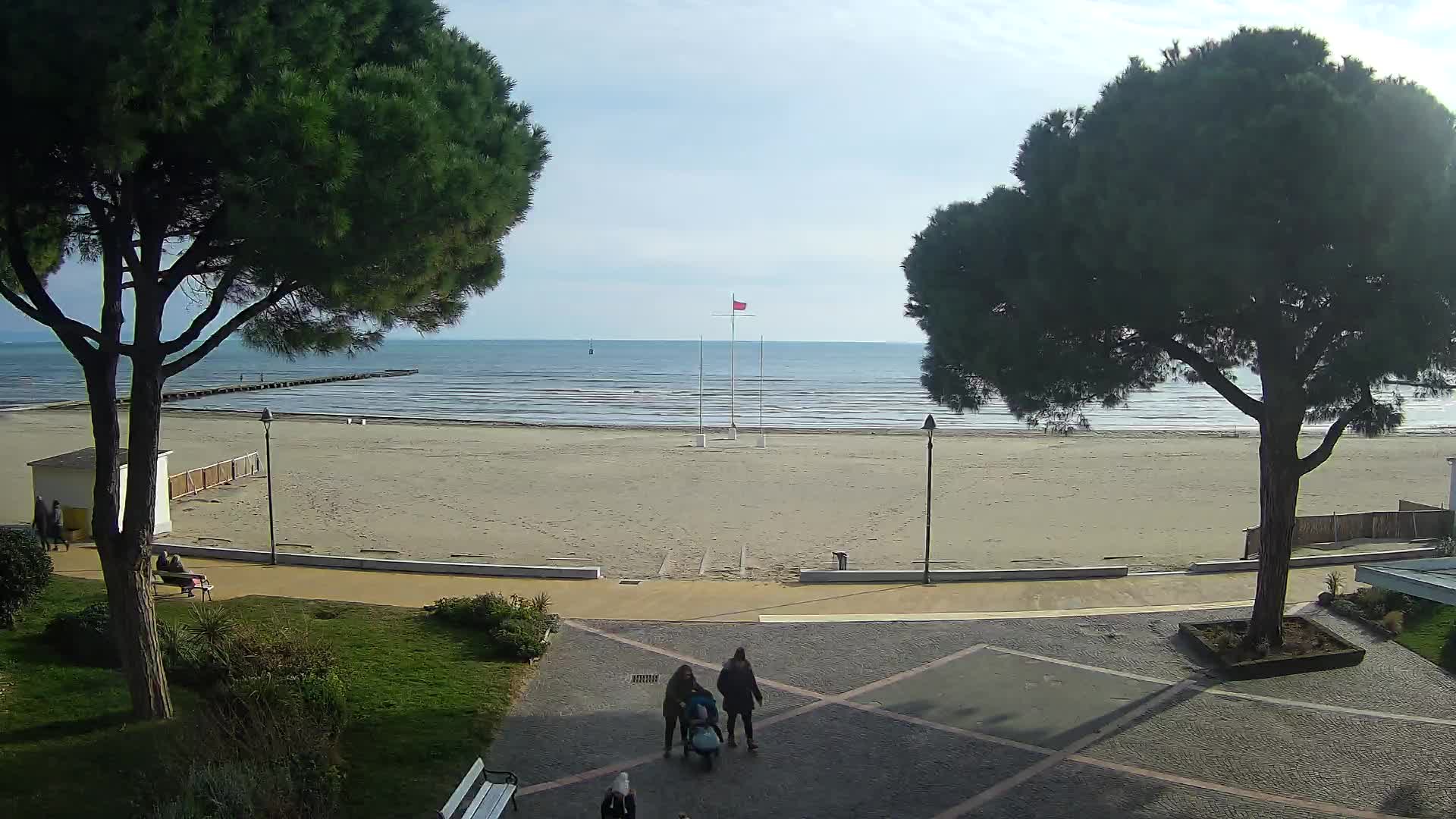 Grado Beach Webcam Entrance | Real-Time View of the Seaside