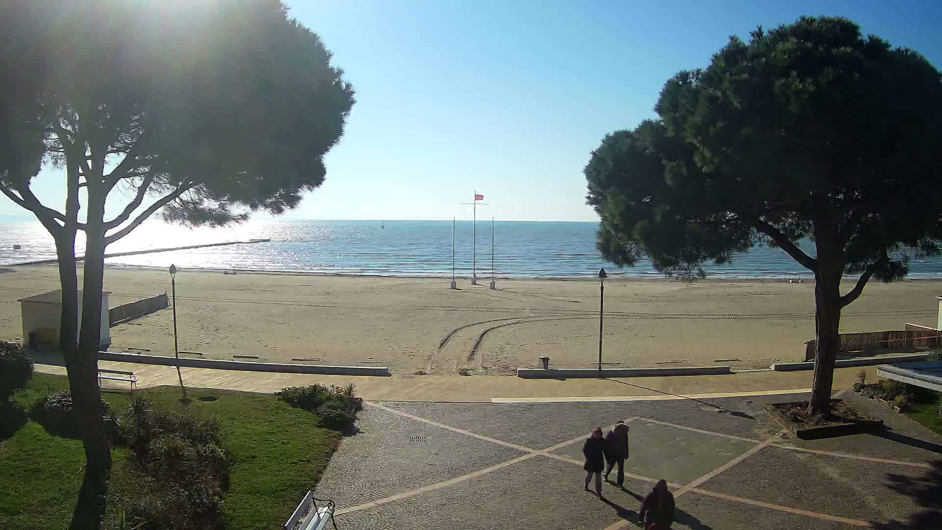 Grado Ulaz na Plažu | Pogled Uživo na Obalu