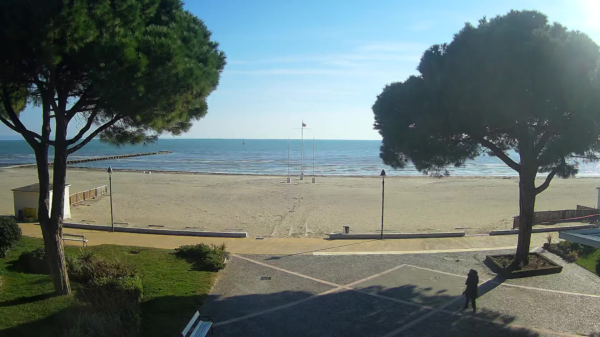 Grado Beach Webcam Entrance | Real-Time View of the Seaside