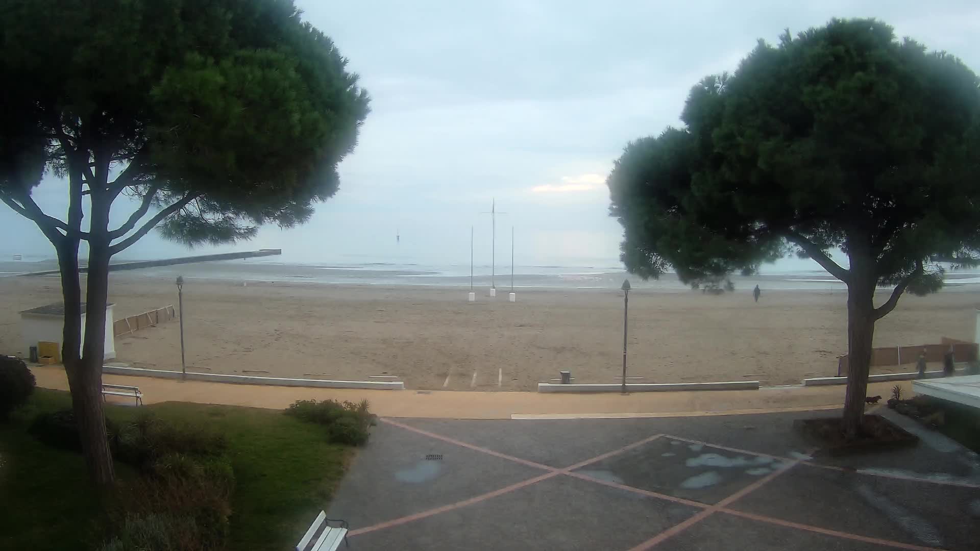 Grado Beach Webcam Entrance | Real-Time View of the Seaside