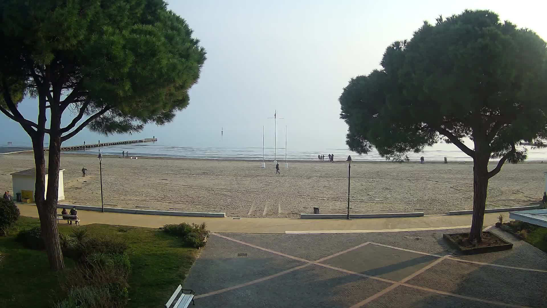 Grado Beach Webcam Entrance | Real-Time View of the Seaside