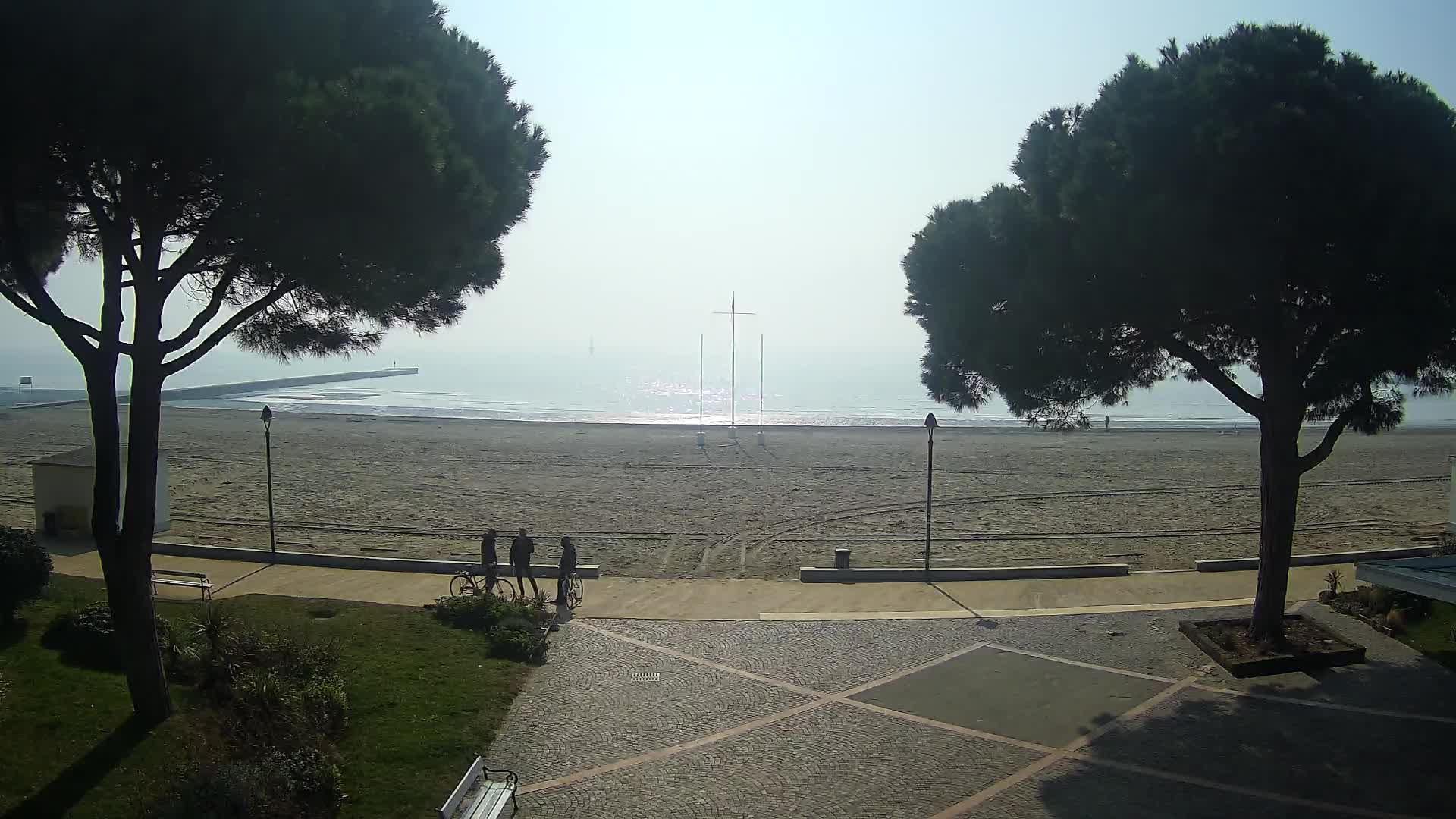 Grado Beach Webcam Entrance | Real-Time View of the Seaside