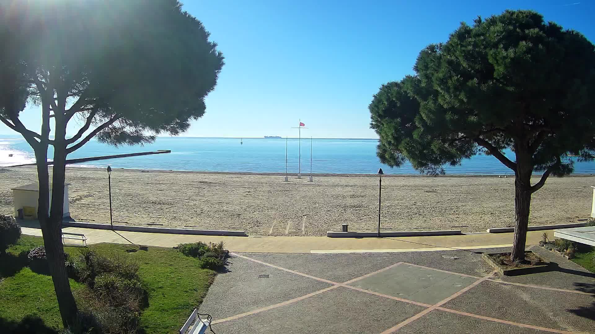 Ingresso Spiaggia Grado | Vista in Diretta sul Mare